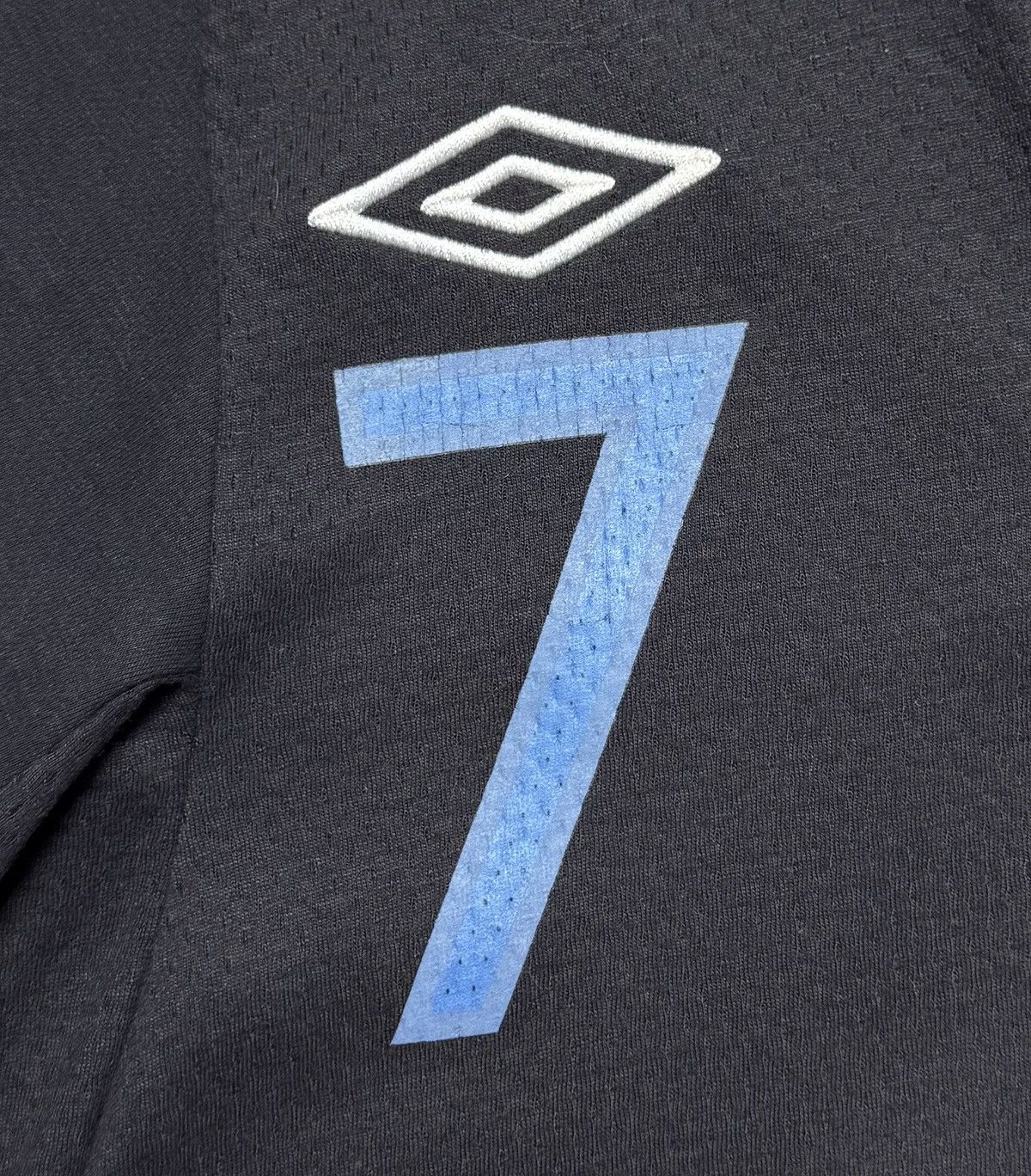 Umbro England 2012 2013 Away Shirt Soccer Jersey Umbro #7 Walcott Size US S / EU 44-46 / 1 - 7 Thumbnail