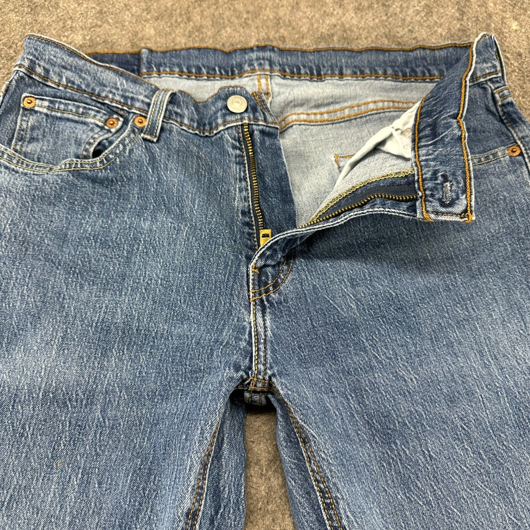 Levi's Levi's 541 Jeans Men 32x29 Blue Tapered Athletic Fit Medium Wash Distressed Raw Hem Casual Jeans Mens Regular Type Denim Cotton Blend Size US 32 / EU 48 - 2 Thumbnail