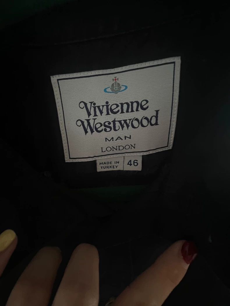 Vivienne Westwood Vivienne Westwood Male black shirt with color logo Size US S / EU 44-46 / 1 - 3 Thumbnail