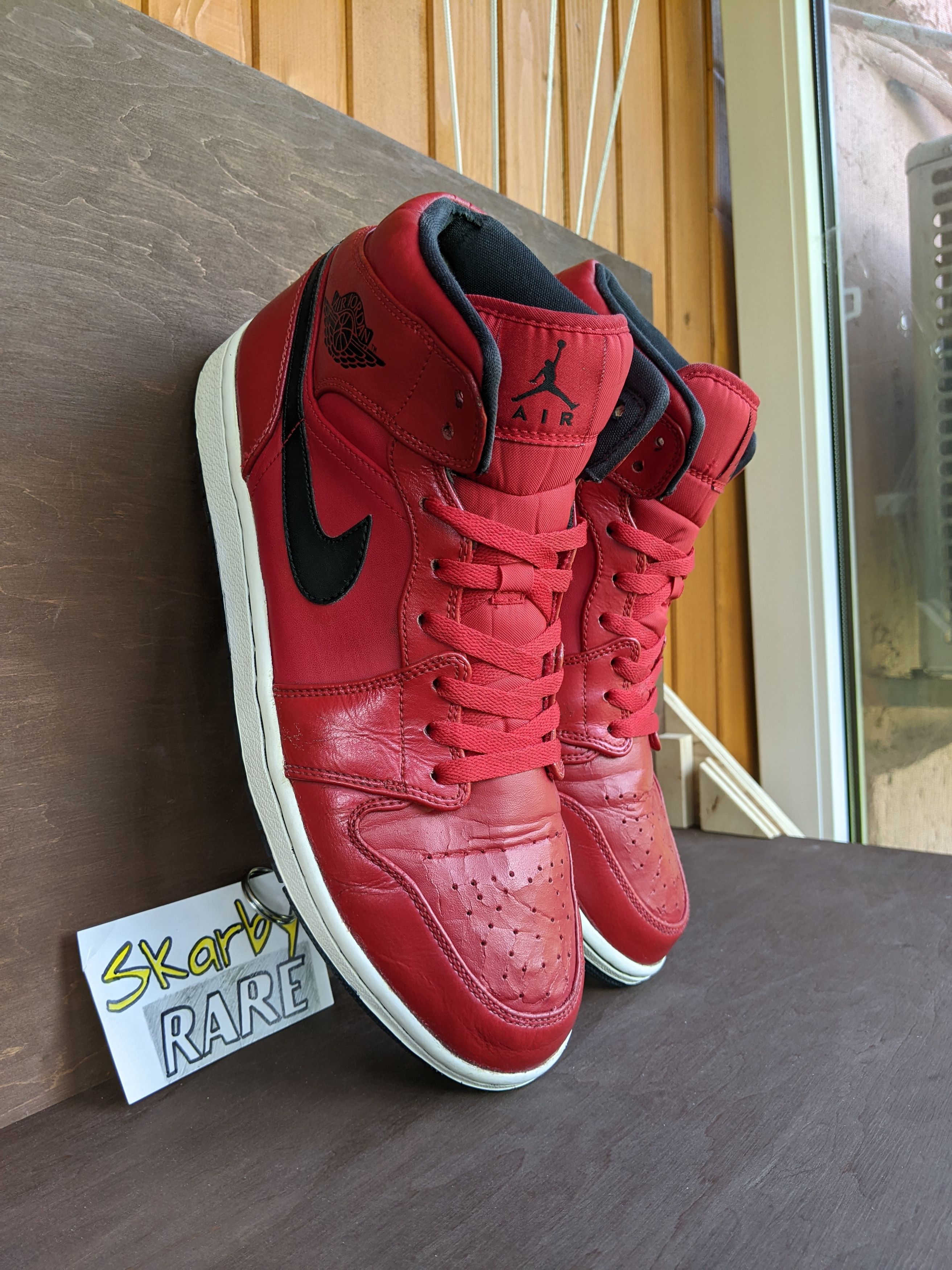Jordan Brand Nike Air Jordan 1 Mid Gym Red Black Patent US 11 Size US 11 / EU 44 - 15 Thumbnail