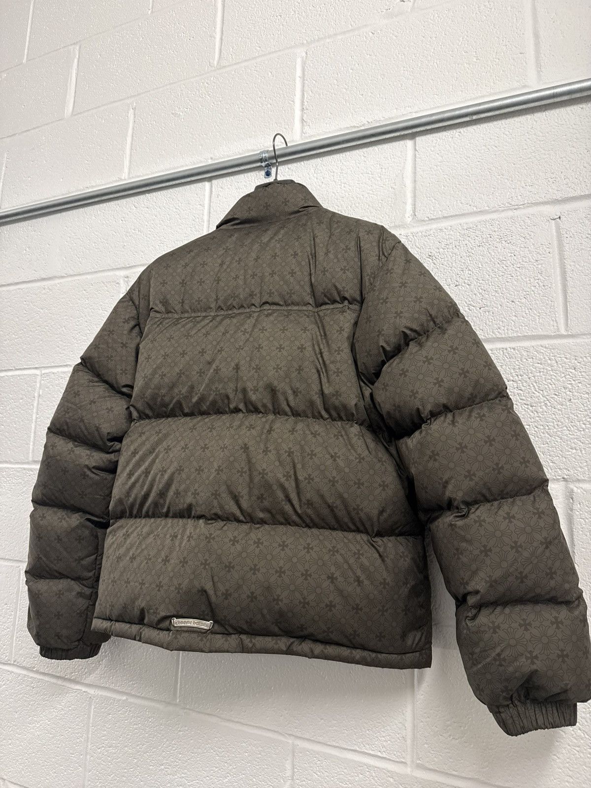 Chrome Hearts Chrome Hearts Monogram Puffer Jacket Olive Green XL Size US XL / EU 56 / 4 - 4 Thumbnail