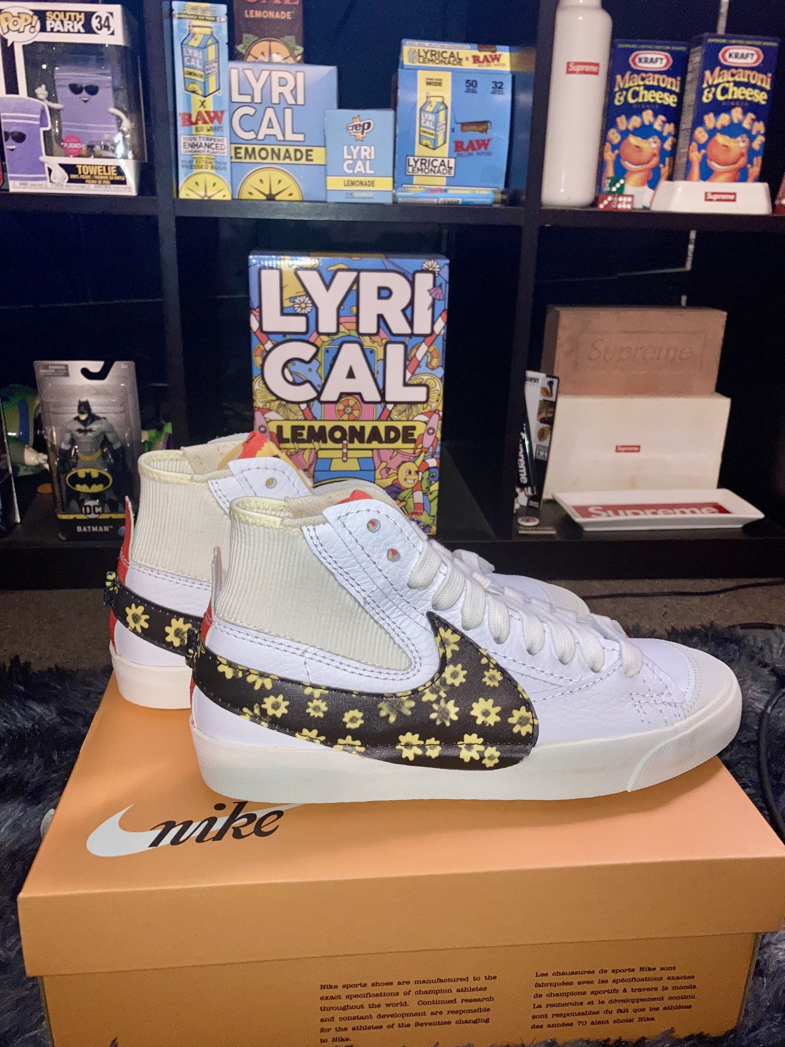 Nike Nike Blazer Mid Jumbo "Sunflower" Size US 10 / EU 43 - 1 Thumbnail