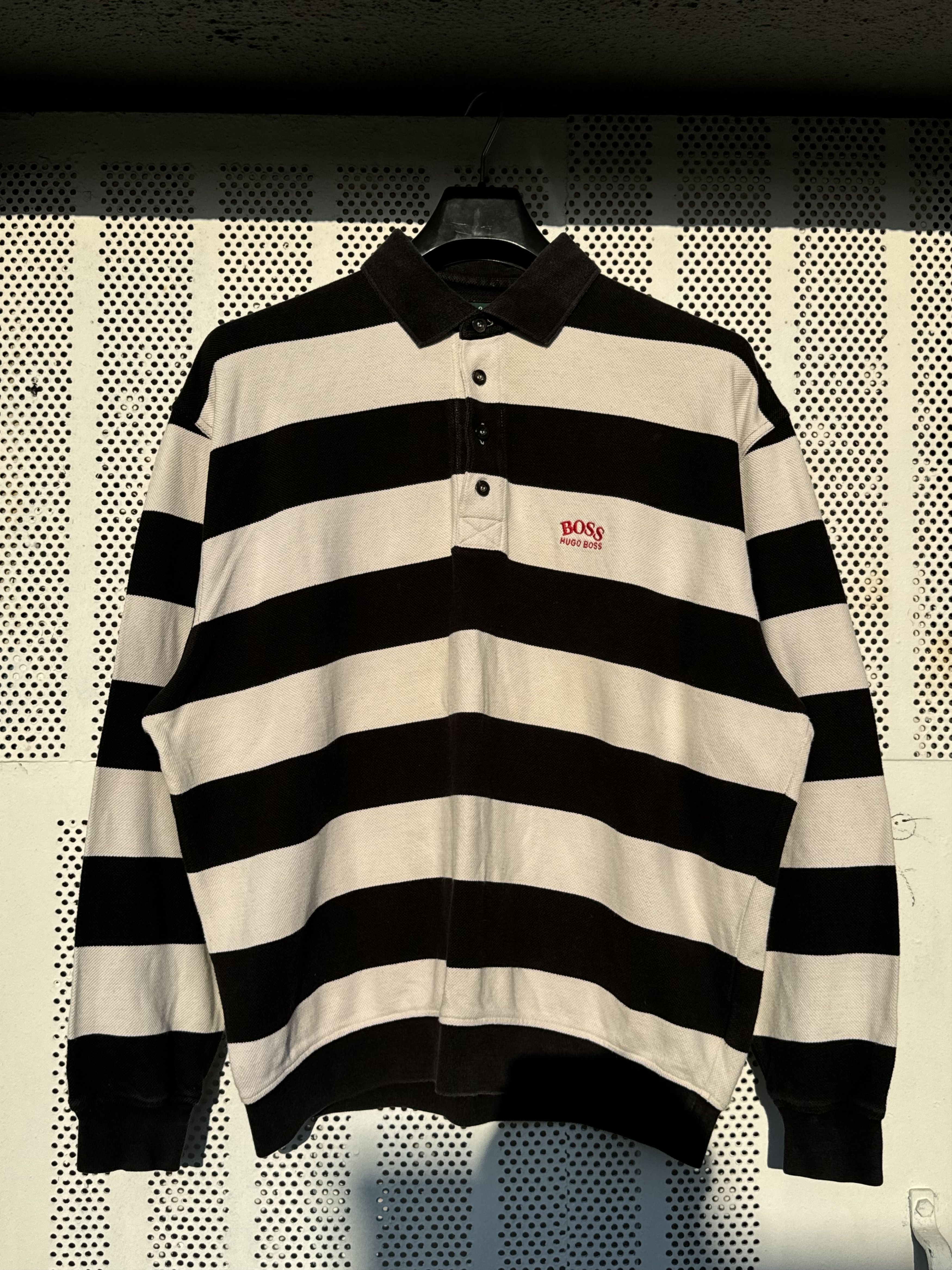 Hugo Boss Vintage Hugo Boss Golf Big Logo Longsleeve Rugby Polo Size US XL / EU 56 / 4 - 1 Thumbnail