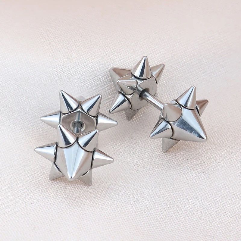 Jewelry × Vintage Pointed Cone Barbell Piercing Earrings Size ONE SIZE - 1 Thumbnail