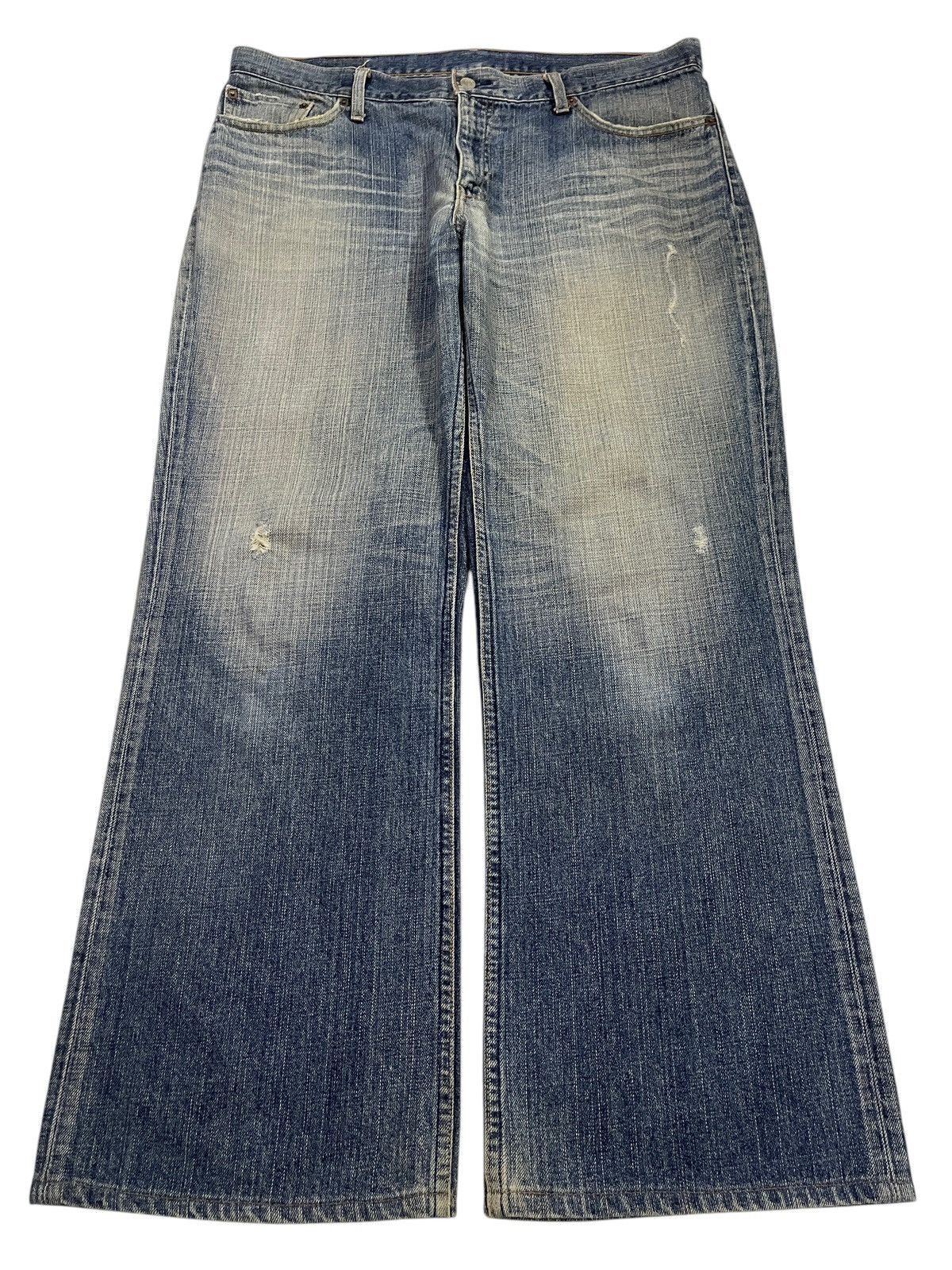 Vintage 90s Levis Blue Faded Wash Style Baggy Jeans
