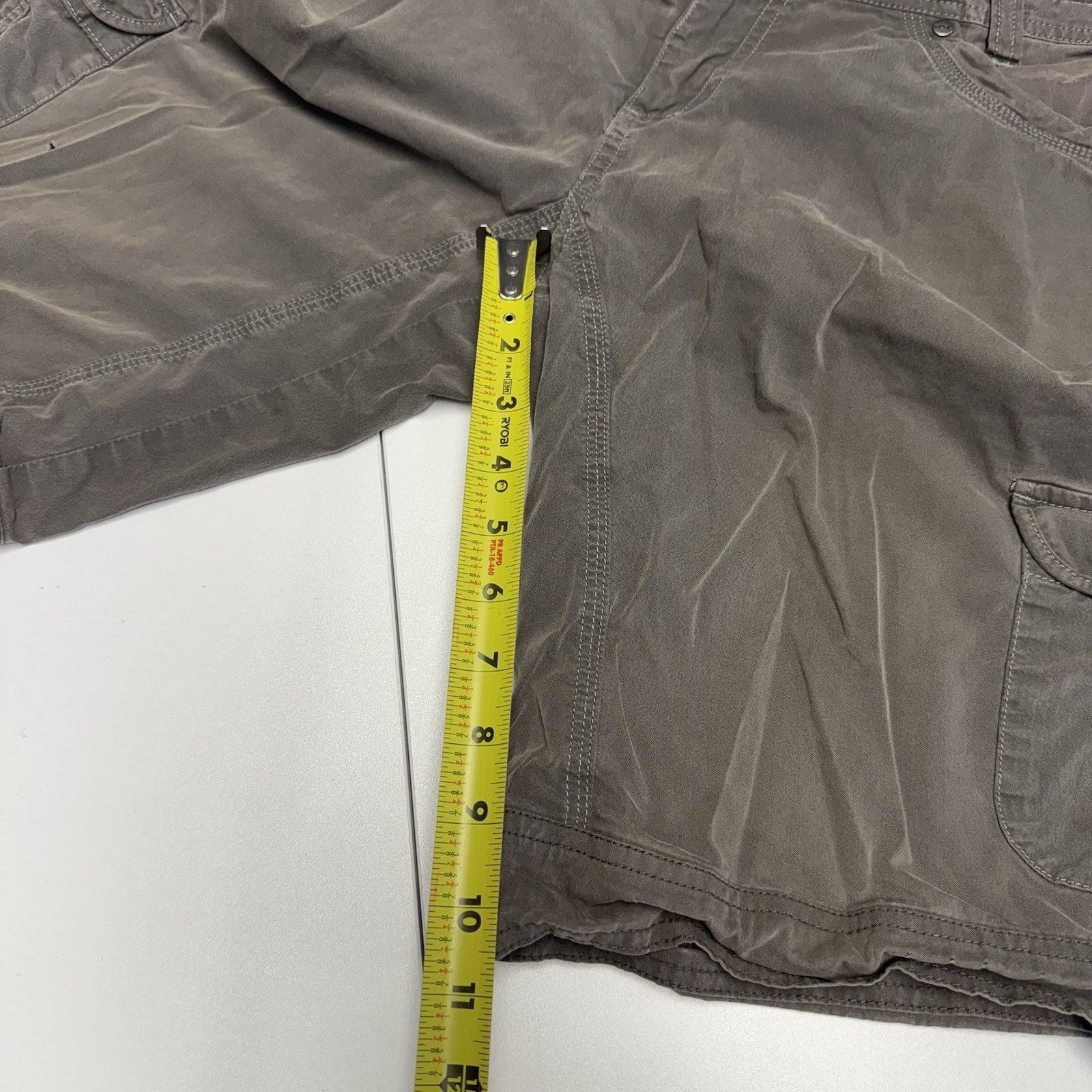Kuhl Kuhl Hiking Cargo Shorts Womens 12 Casual Outdoors Pockets ( Size 34" / US 12 / IT 48 - 11 Thumbnail