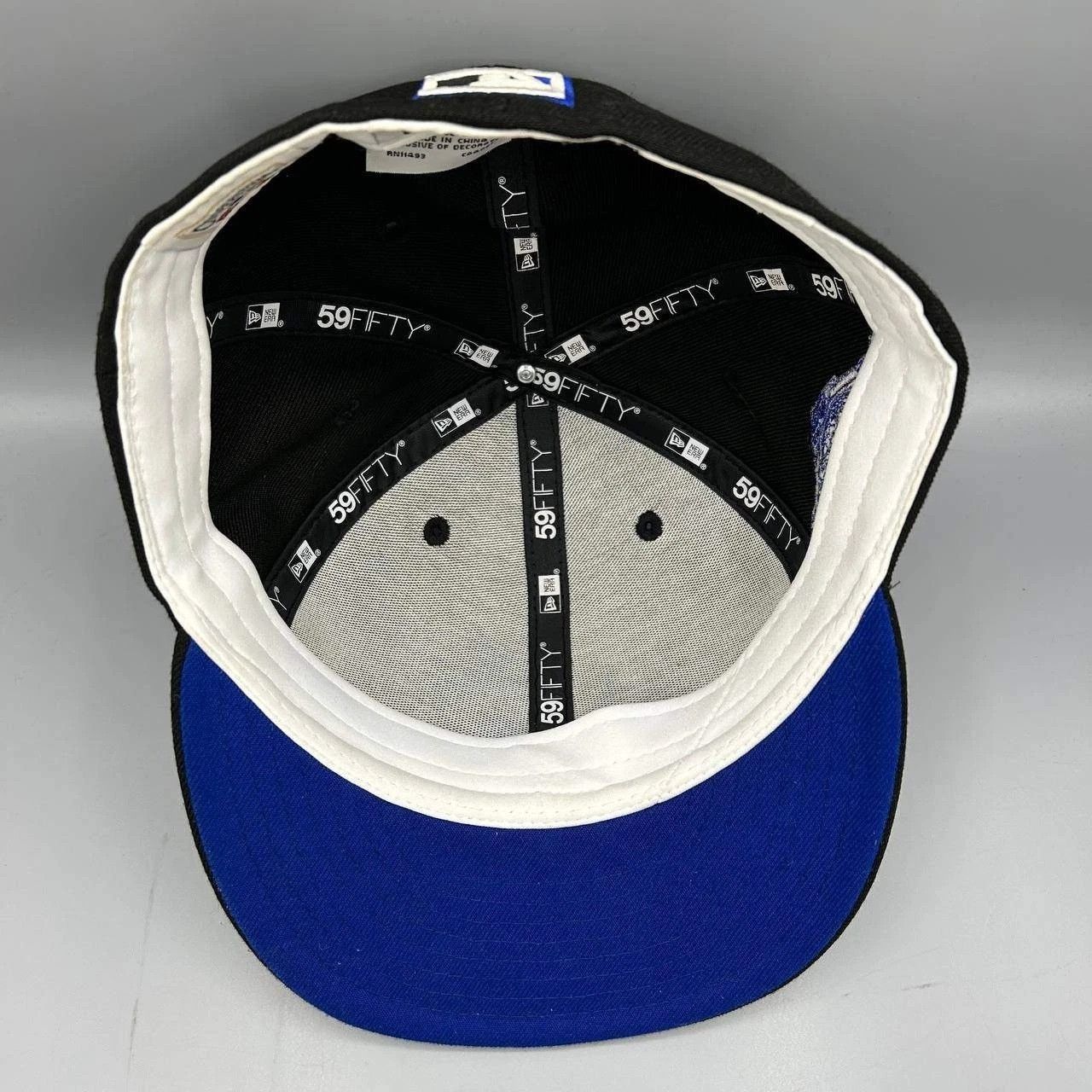 New Era Toronto Blue Jays Hat Men 7 3/8 Black Blue MLB Fitted Cap Size ONE SIZE - 2 Thumbnail