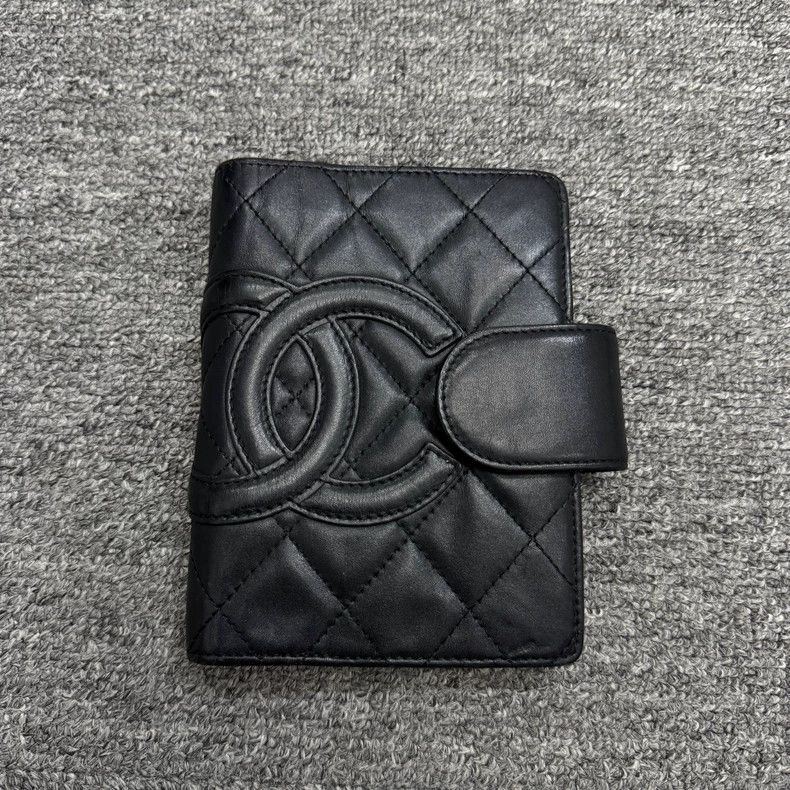 Chanel Chanel Quilted Notebook Holder Size ONE SIZE - 1 Thumbnail