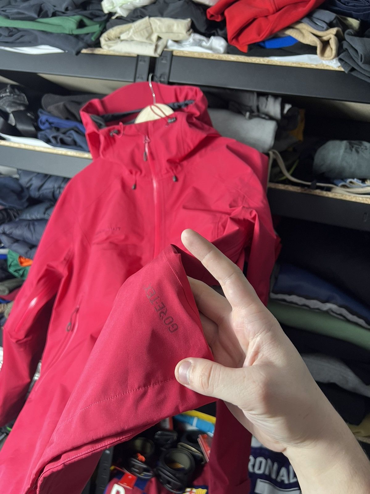 Mammut Mammut Gore-Tex Hooded Jacket Wmns Waterproof Hiking Outdoor Size XL / US 12-14 / IT 48-50 - 3 Thumbnail