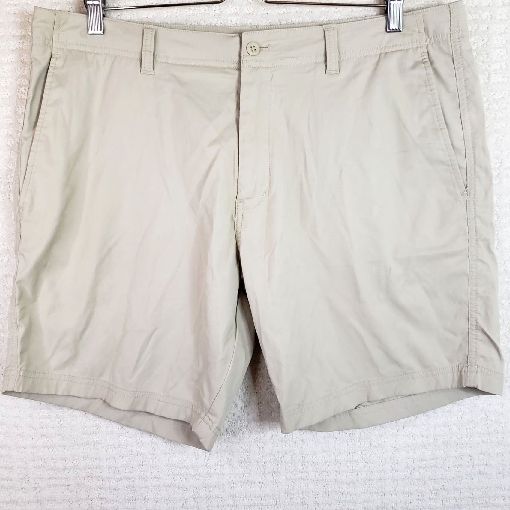 Vintage Duck Head Men's Casual Shorts Size 37 Beige Cotton Nylon Activewear Short Cargo Regular Inseam 8 in UV Quick Dry Moisture Wicking Size US 37 - 2 Thumbnail