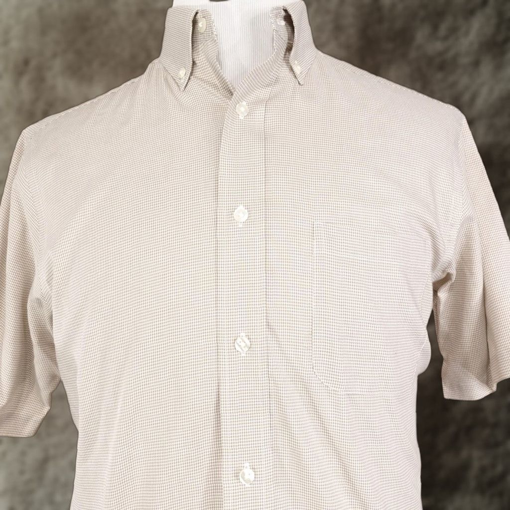 Roundtree & Yorke Roundtree & Yorke travelSMART Shirt Mens M Tan Micro Check Button Down Short Sleeve Size US M / EU 48-50 / 2 - 1 Thumbnail
