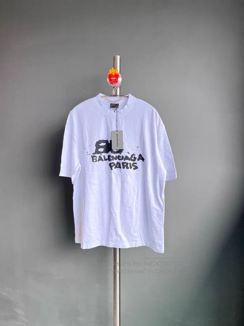 Balenciaga Balenciaga Letter Printed Round Neck Short Sleeve T-Shirt Size US S / EU 44-46 / 1 - 1 Thumbnail