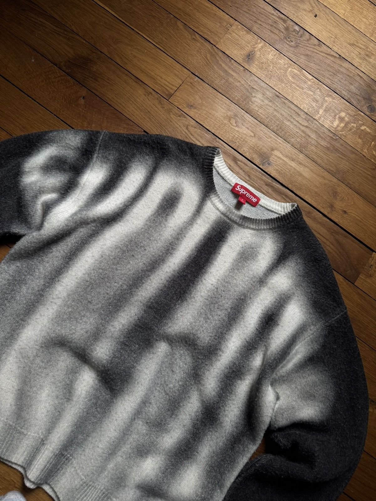 Supreme supreme blurred logo sweater black FW23 Size US S / EU 44-46 / 1 - 2 Thumbnail