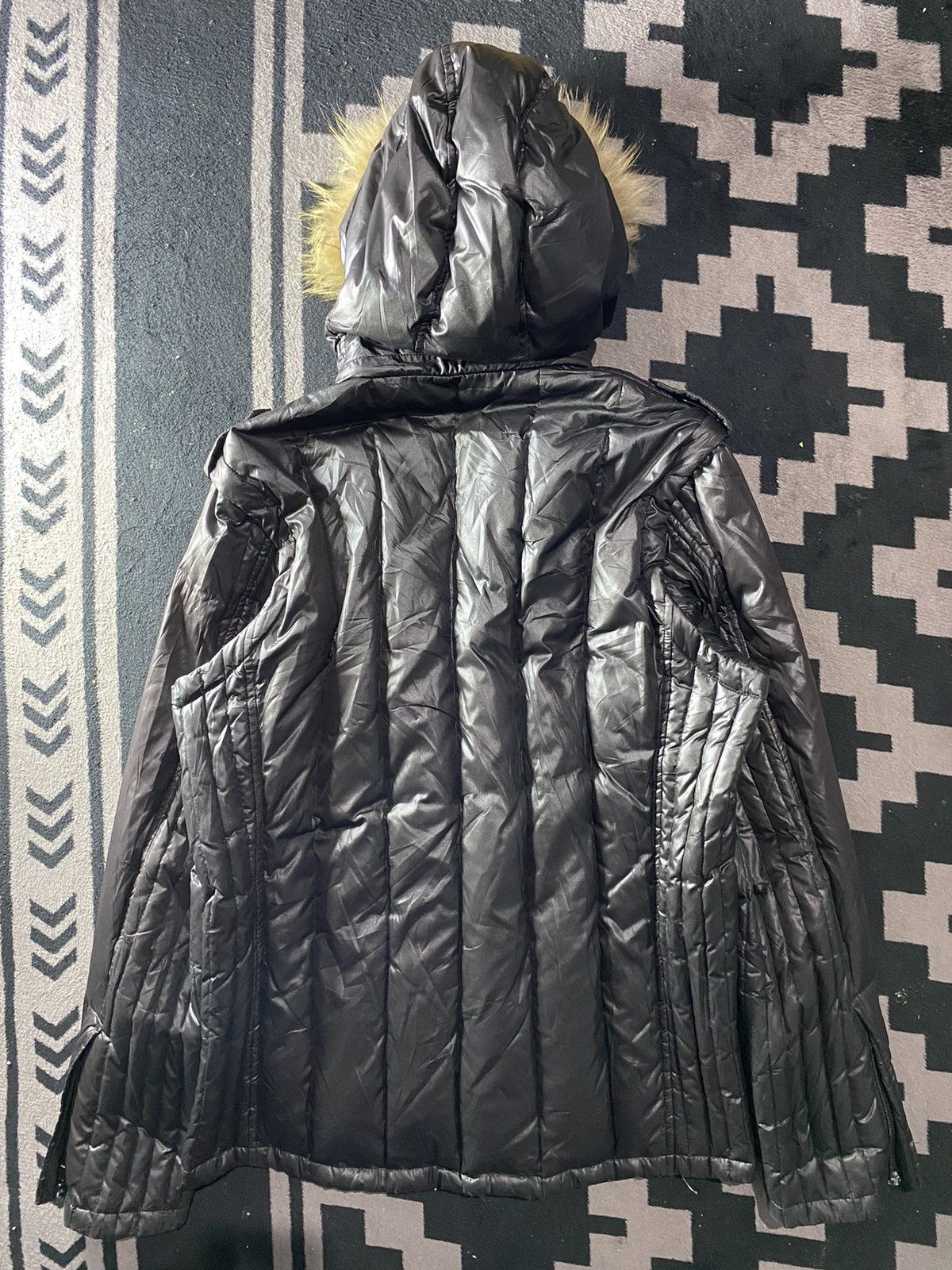 Le Grande Bleu (L.G.B.) Japanese klein plus+ homme puffer faux fur jacket Size US M / EU 48-50 / 2 - 3 Thumbnail