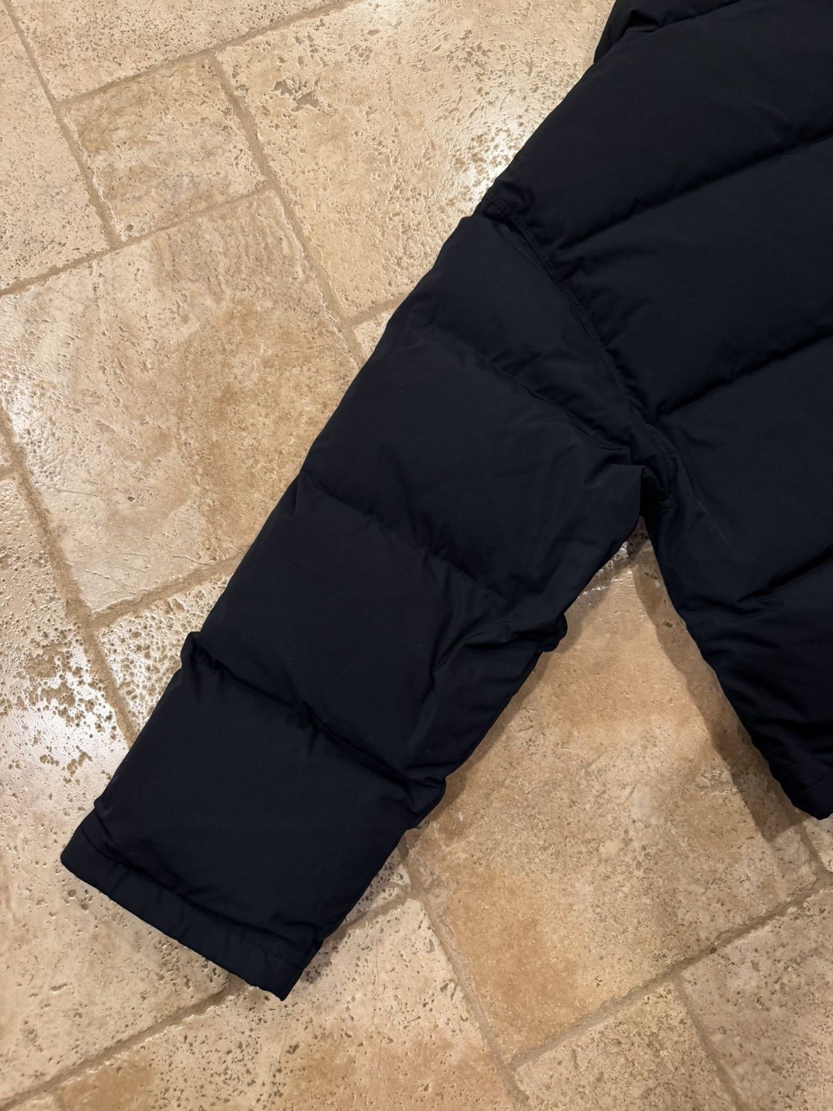 Balenciaga Balenciaga FW24 Runway Pin Reversible Down Puffer Jacket Size US S / EU 44-46 / 1 - 11 Thumbnail