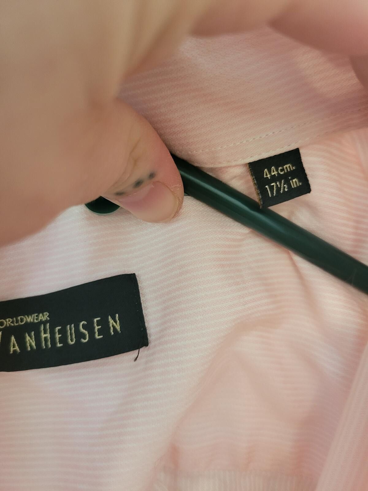 Van Heusen Van Heusen Men's Short Sleeve Button-Up Size 17.5 / 44cm Size US XL / EU 56 / 4 - 2 Thumbnail