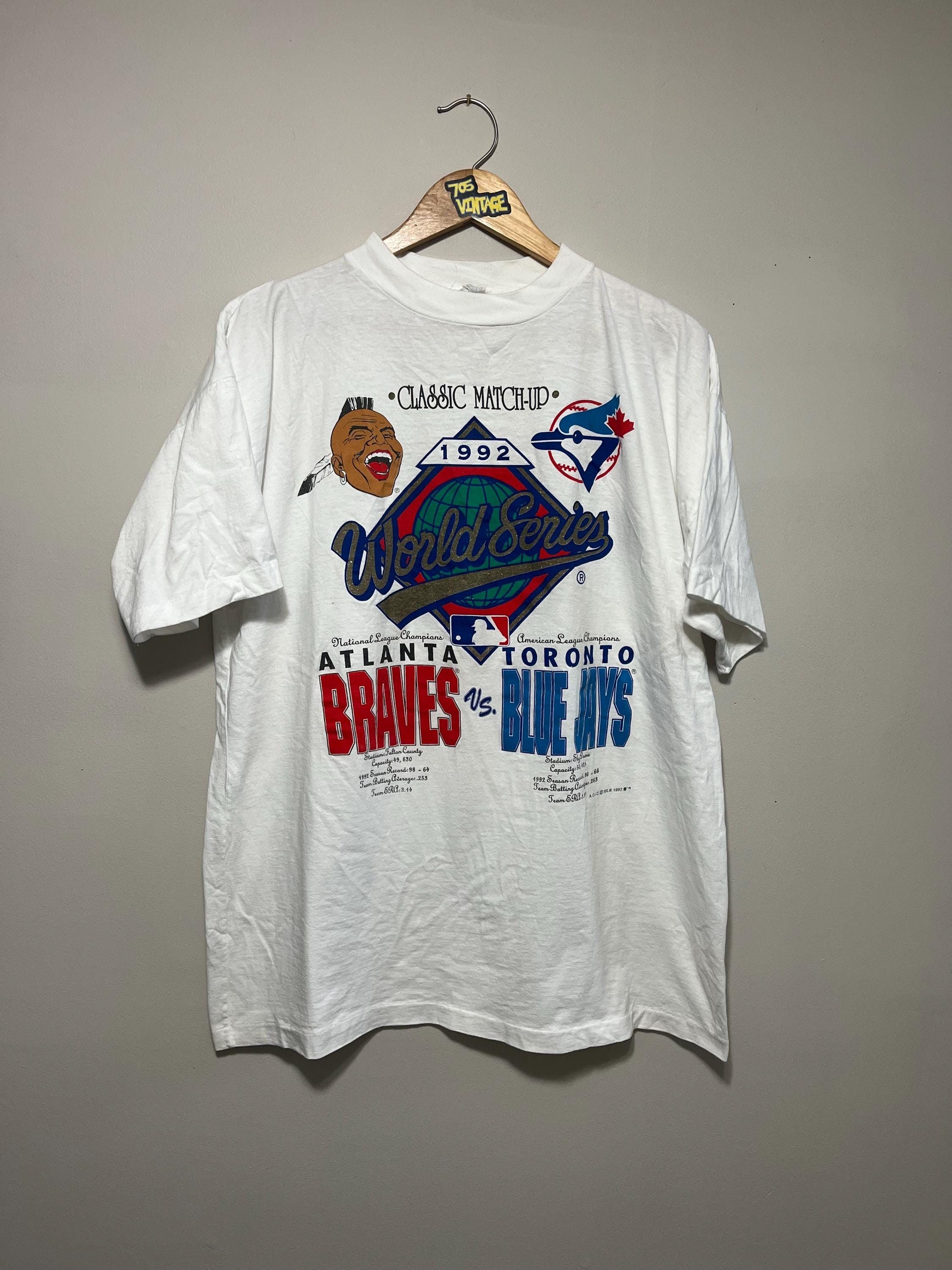Vintage Vintage Toronto Blue Jays 92 World Series Matchup T-shirt Size US XL / EU 56 / 4 - 1 Thumbnail