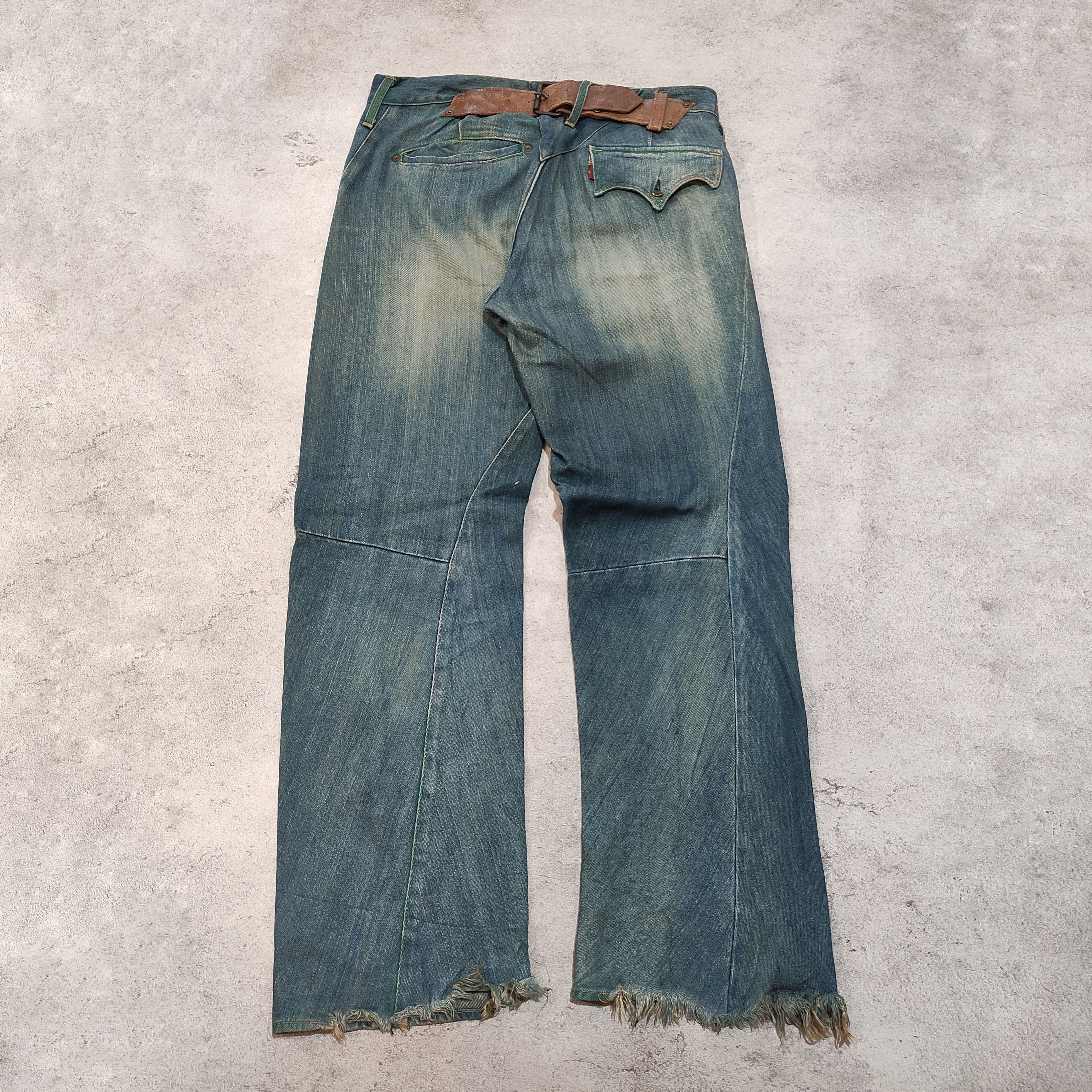 Levi's Vintage Clothing Vintage Levi’s RED Archive Denim – Made in Italy Size US 32 / EU 48 - 2 Thumbnail
