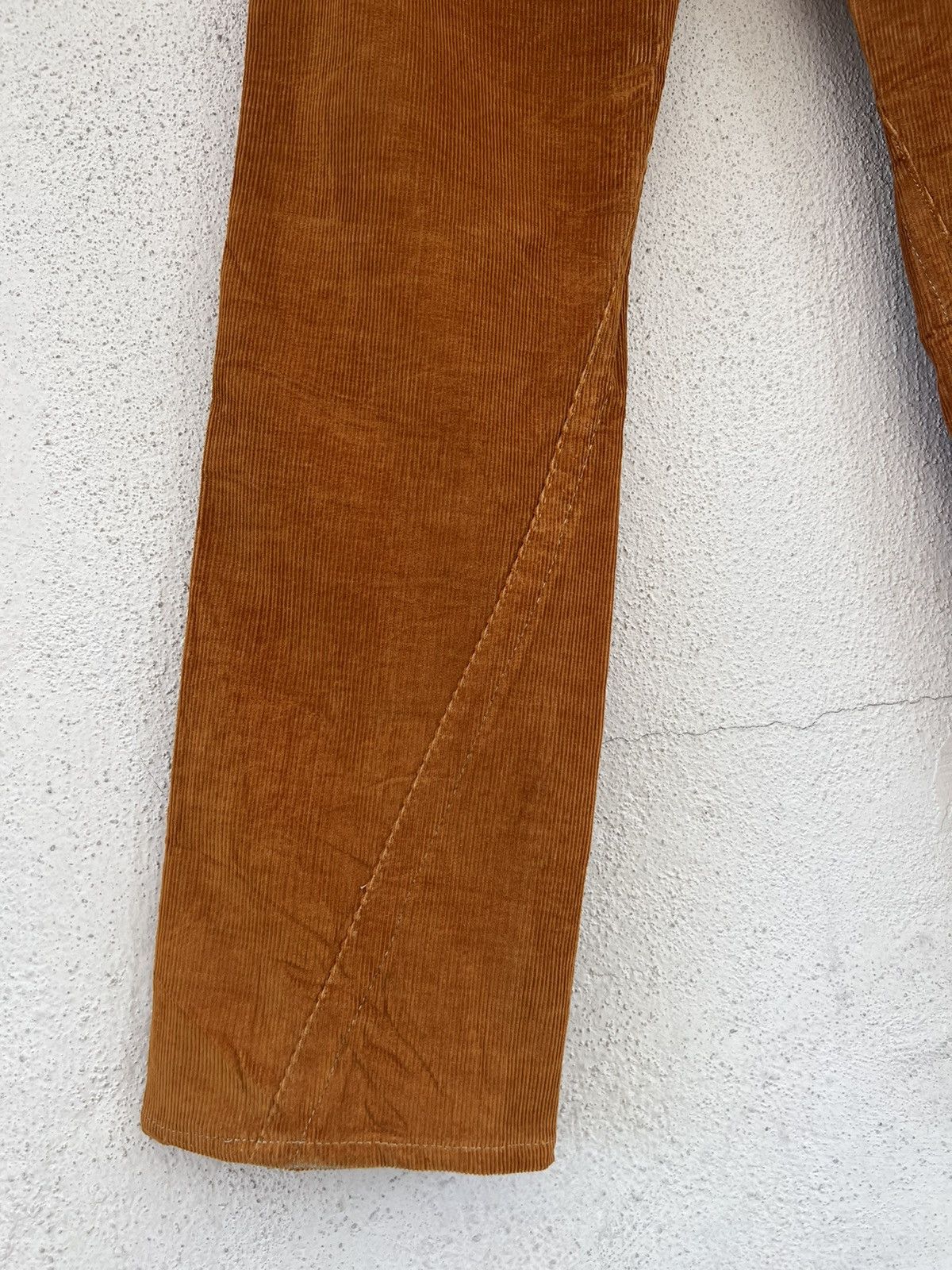 True Religion Vintage 2000s True Religion #803 Orange Corduroy Flare Pant Size US 28 / EU 44 - 17 Thumbnail