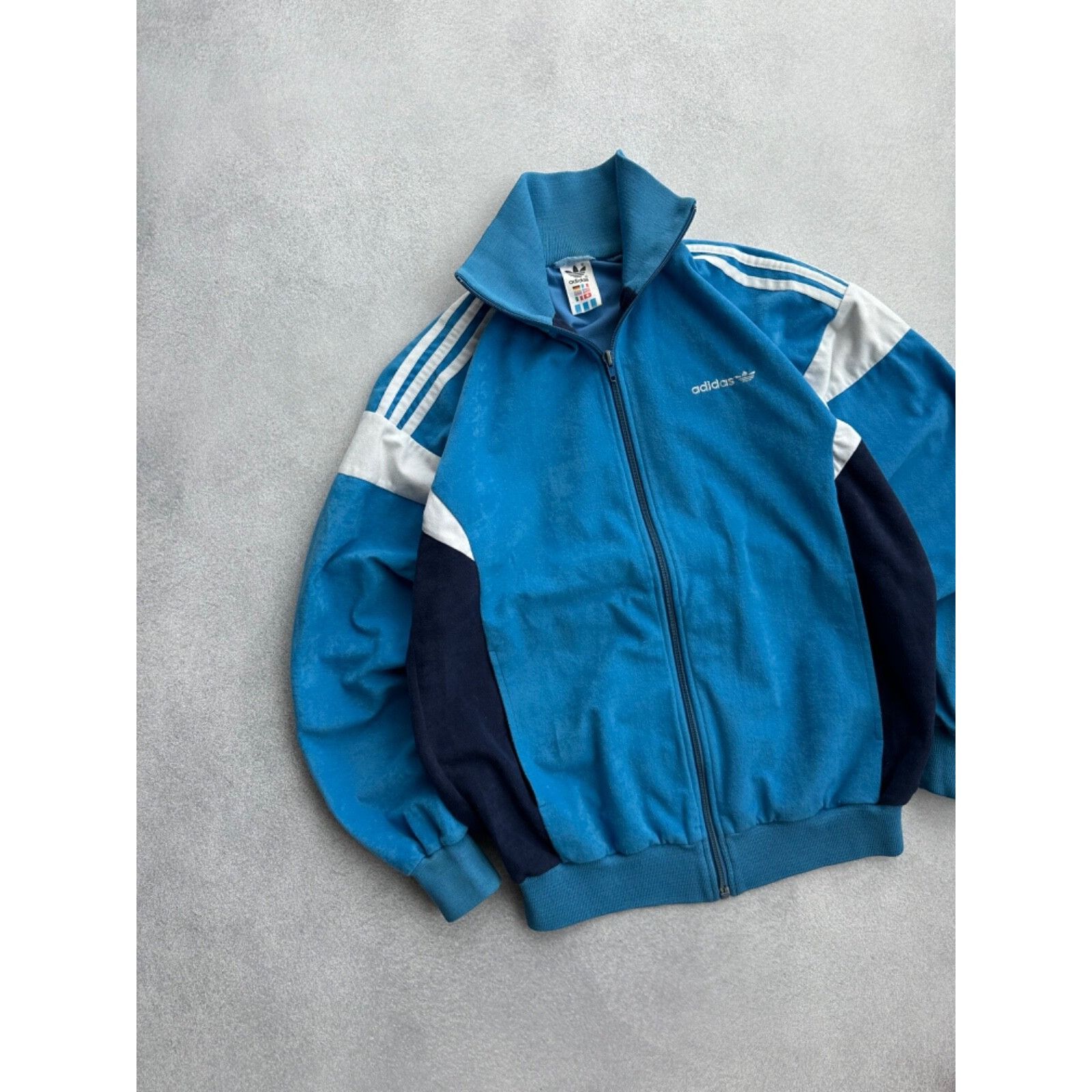 Adidas Vintage Adidas West Germany Mens Rare Track Jacket Sz S Size US S / EU 44-46 / 1 - 3 Thumbnail