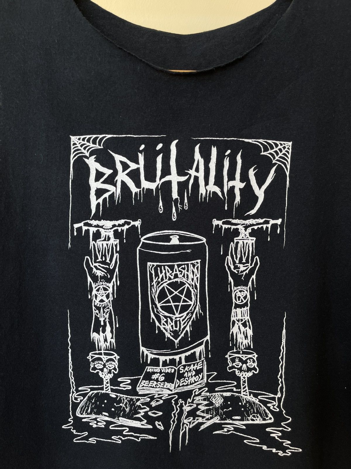 Thrasher Vintage Thrasher Brutality y2k Size US S / EU 44-46 / 1 - 3 Thumbnail