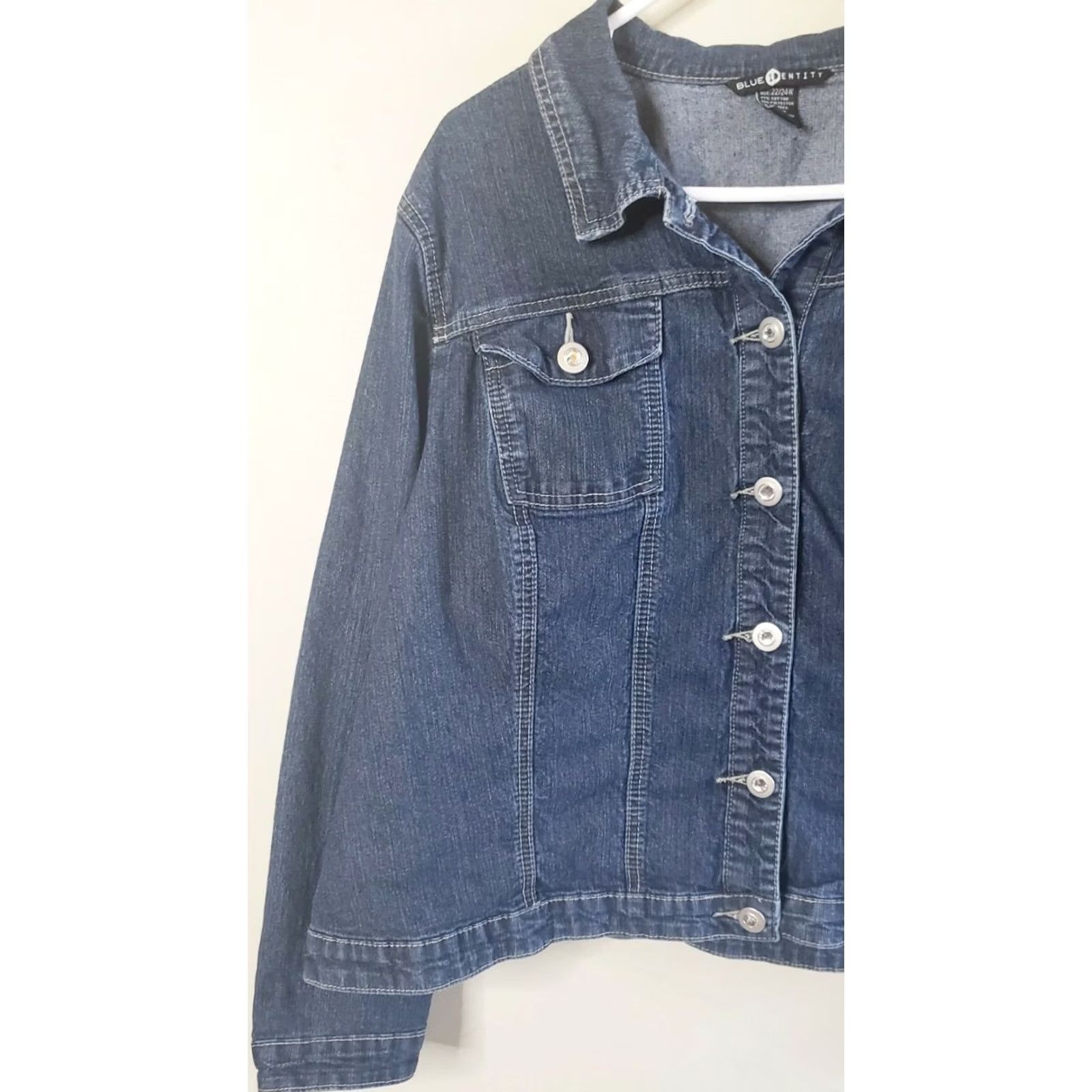 Denime New Identity Denim Jacket Women's 22/24 Short 23" Blue Rhinestone Button Jeans Jacket Casual Comfort Womens Size 3XL / US 20-22 - 4 Thumbnail