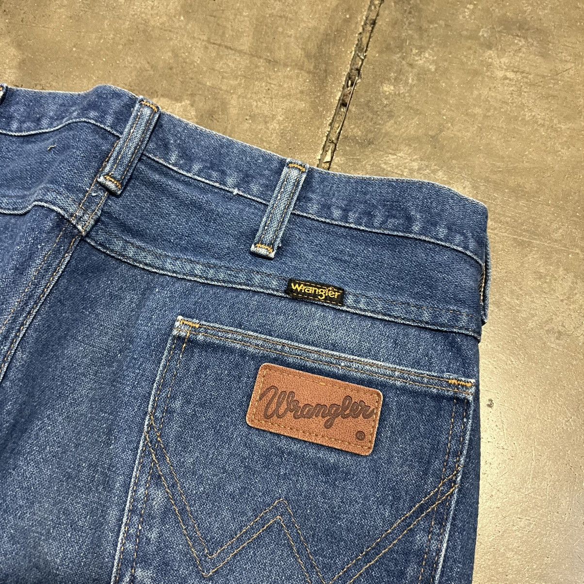 Vintage × Wrangler Vintage 80s Wrangler Boot Cut Denim Jeans 945DEN Cowboy USA Size US 33 - 6 Thumbnail