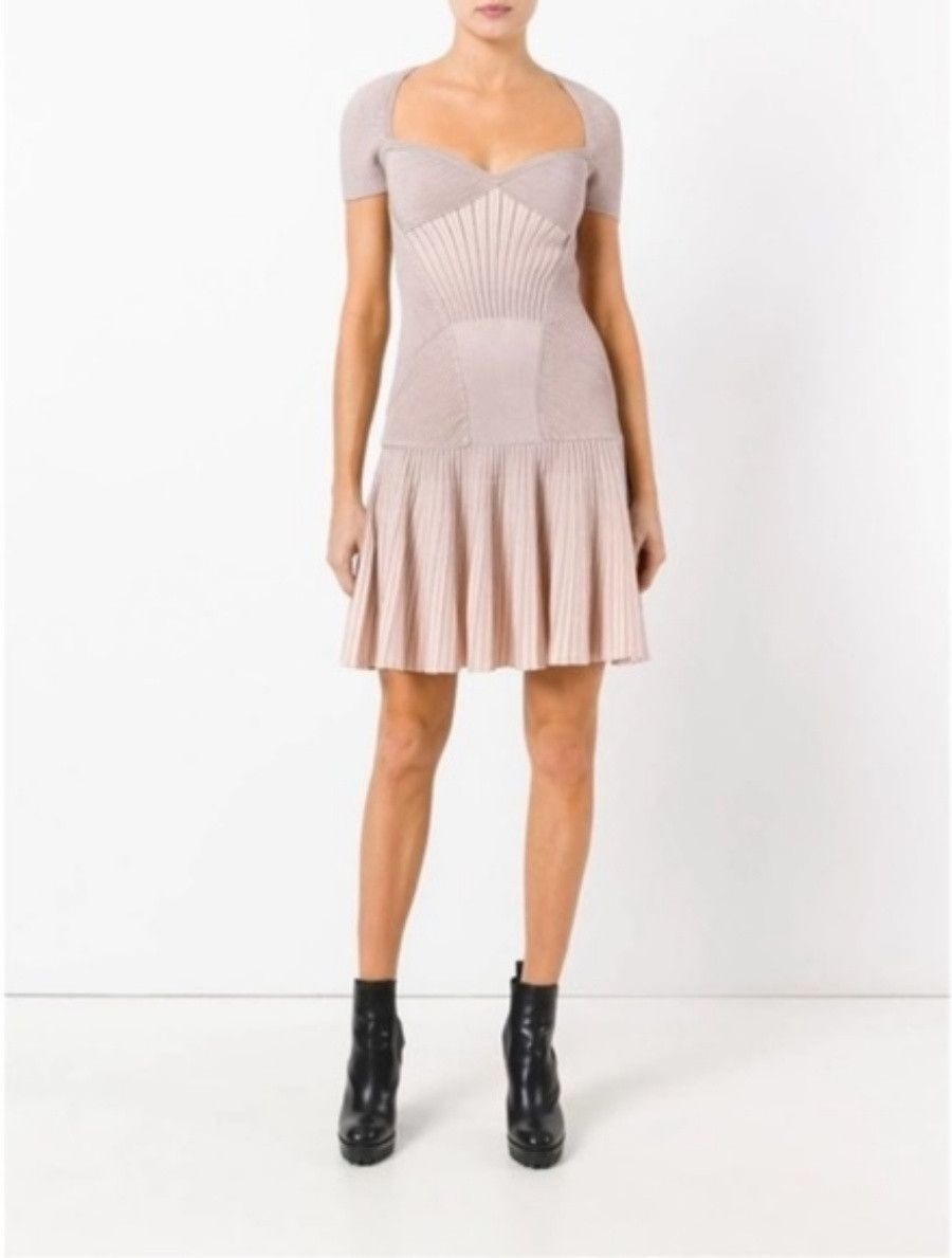 Alexander McQueen Alexander McQueen Corset Pink Pearl Metallic Mini Dress Size S / US 4 / IT 40 - 3 Thumbnail