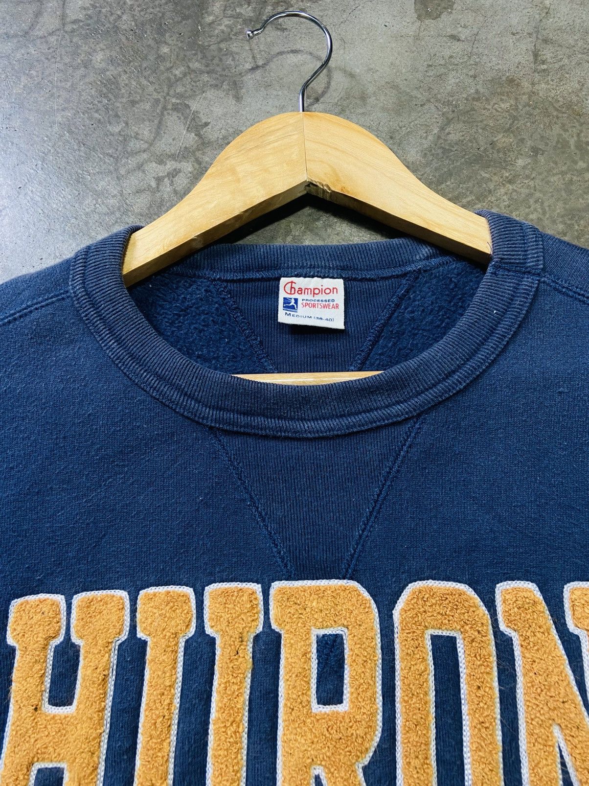 Champion Vintage Champion Sweatshirt Size US M / EU 48-50 / 2 - 8 Thumbnail