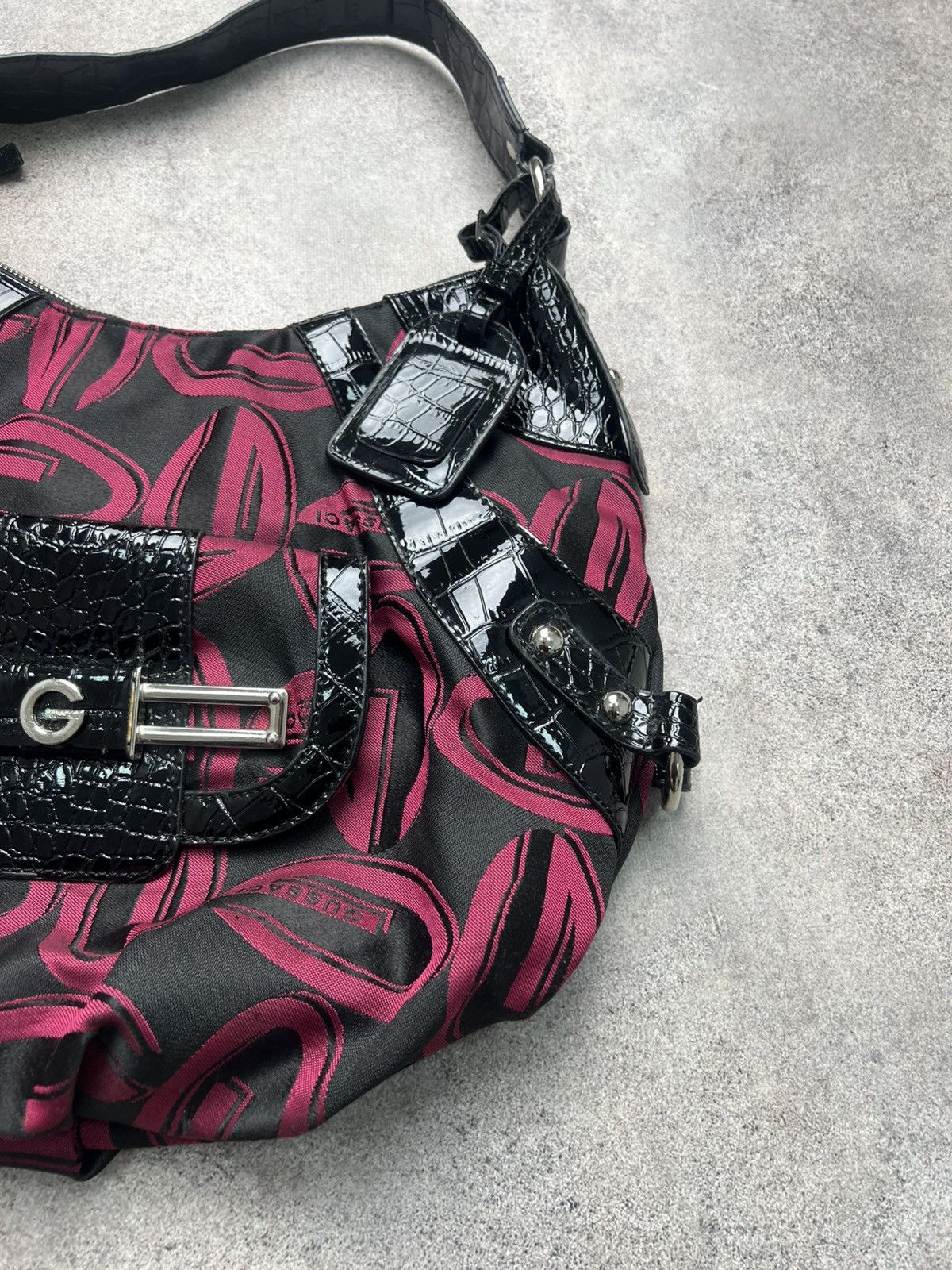 Guess × Vintage Gussaci vintage monogram bag Size ONE SIZE - 3 Thumbnail