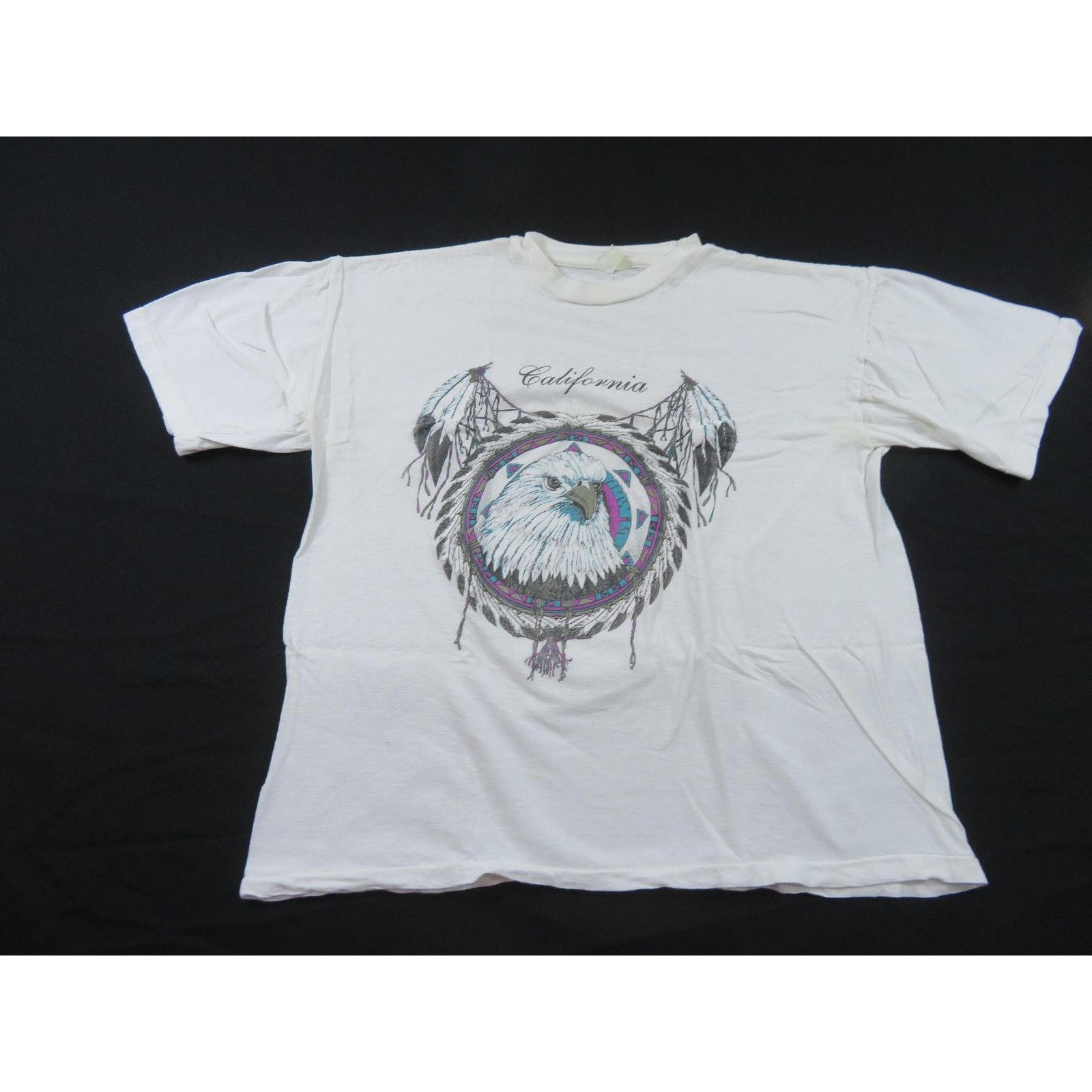 Hanes California Eagle Feathers Graphic White T-shirt Sz XL 1990s Size US XL / EU 56 / 4 - 1 Thumbnail