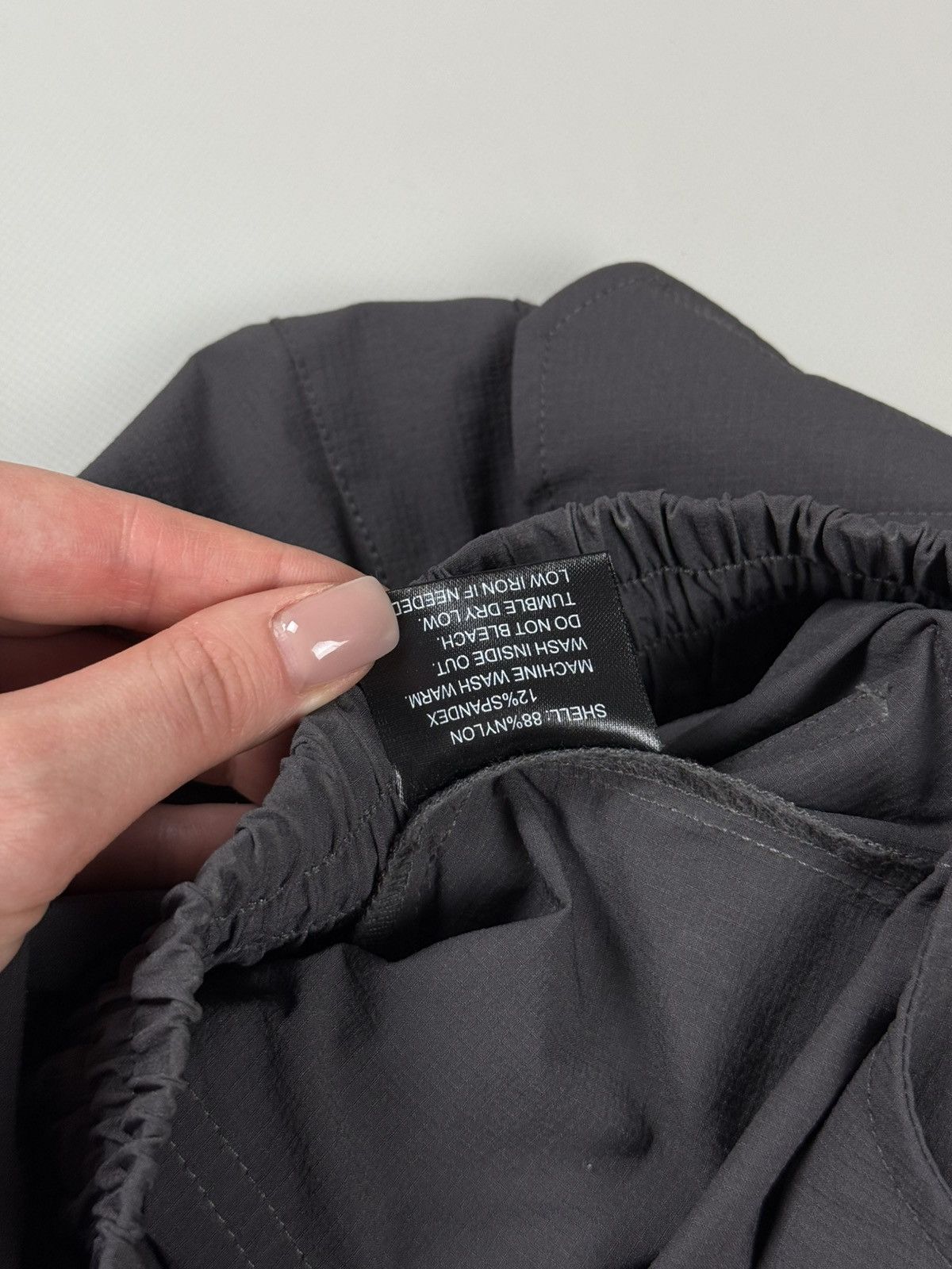 Represent Clo. 247 Represent Men’s Nylon Cargo Pants Joggers Size Xs Size US 28 / EU 44 - 17 Thumbnail