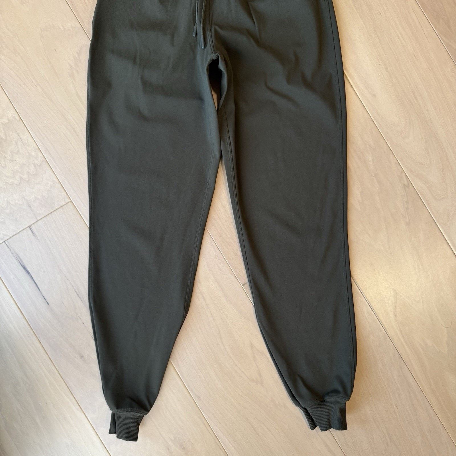 Lululemon Lululemon Stretch High Rise Jogger Women's 4 Green Size 27" / US 4 / IT 40 - 4 Thumbnail