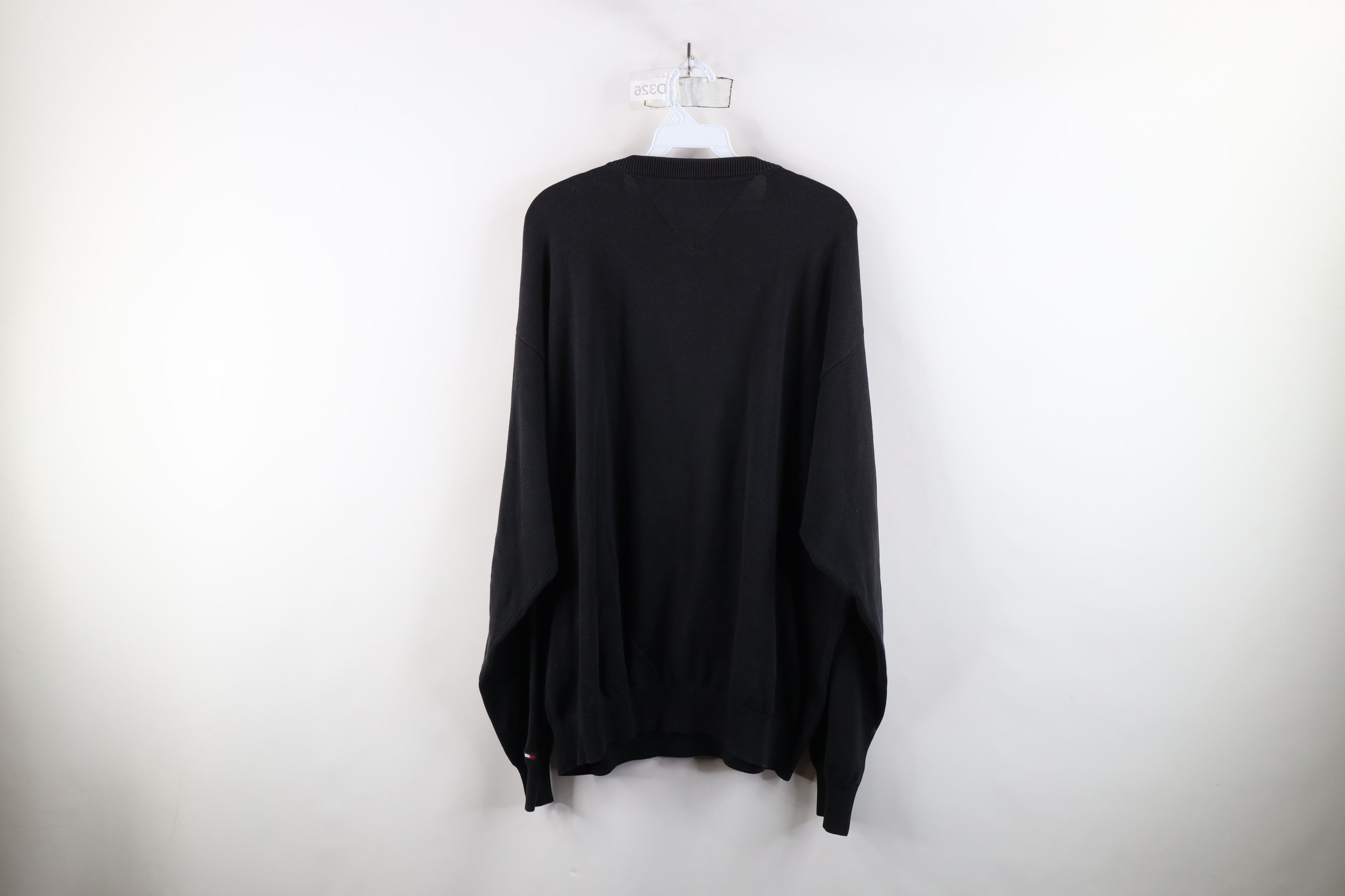 Tommy Hilfiger × Vintage Vintage 90s Tommy Hilfiger Golf Knit Crewneck Sweater Black Size US XL / EU 56 / 4 - 11 Thumbnail