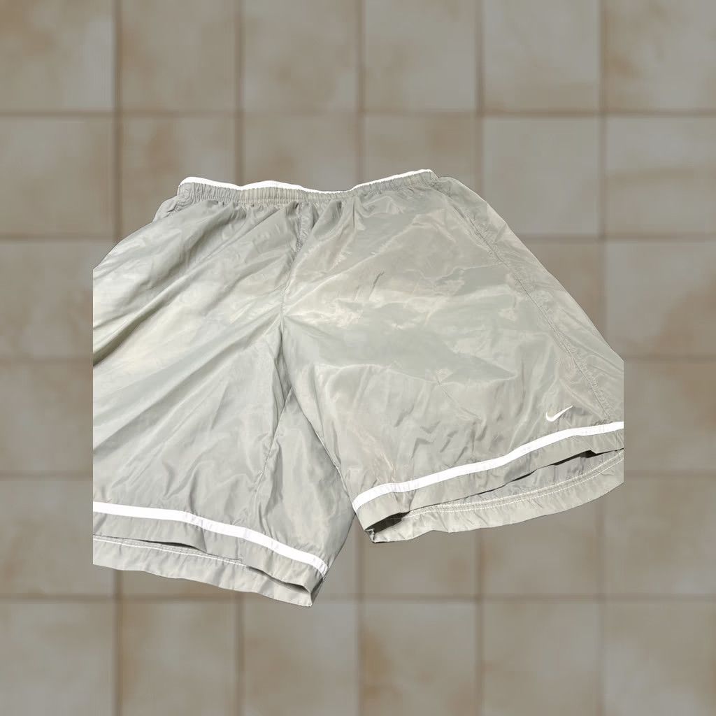 Nike VINTAGE Nike Gray White Athletic Run Swim Shorts Mens XL Lined 4” Inseam Neon Activewear Shorts Mens Size US 36 / EU 52 - 1 Thumbnail