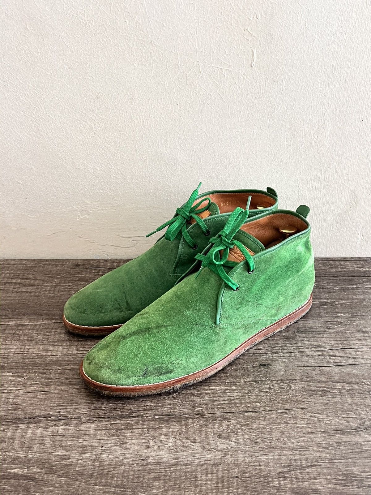 Louis Vuitton Louis Vuitton Chukka Green Suede Ankle Boots Size US 9.5 / EU 42-43 - 1 Thumbnail