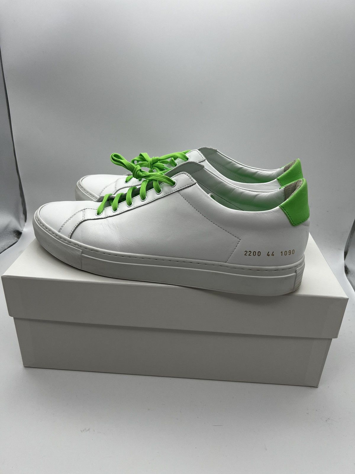 Common Projects Common Projects Retro Low Fluo White/Green Size US 11 / EU 44 - 4 Thumbnail