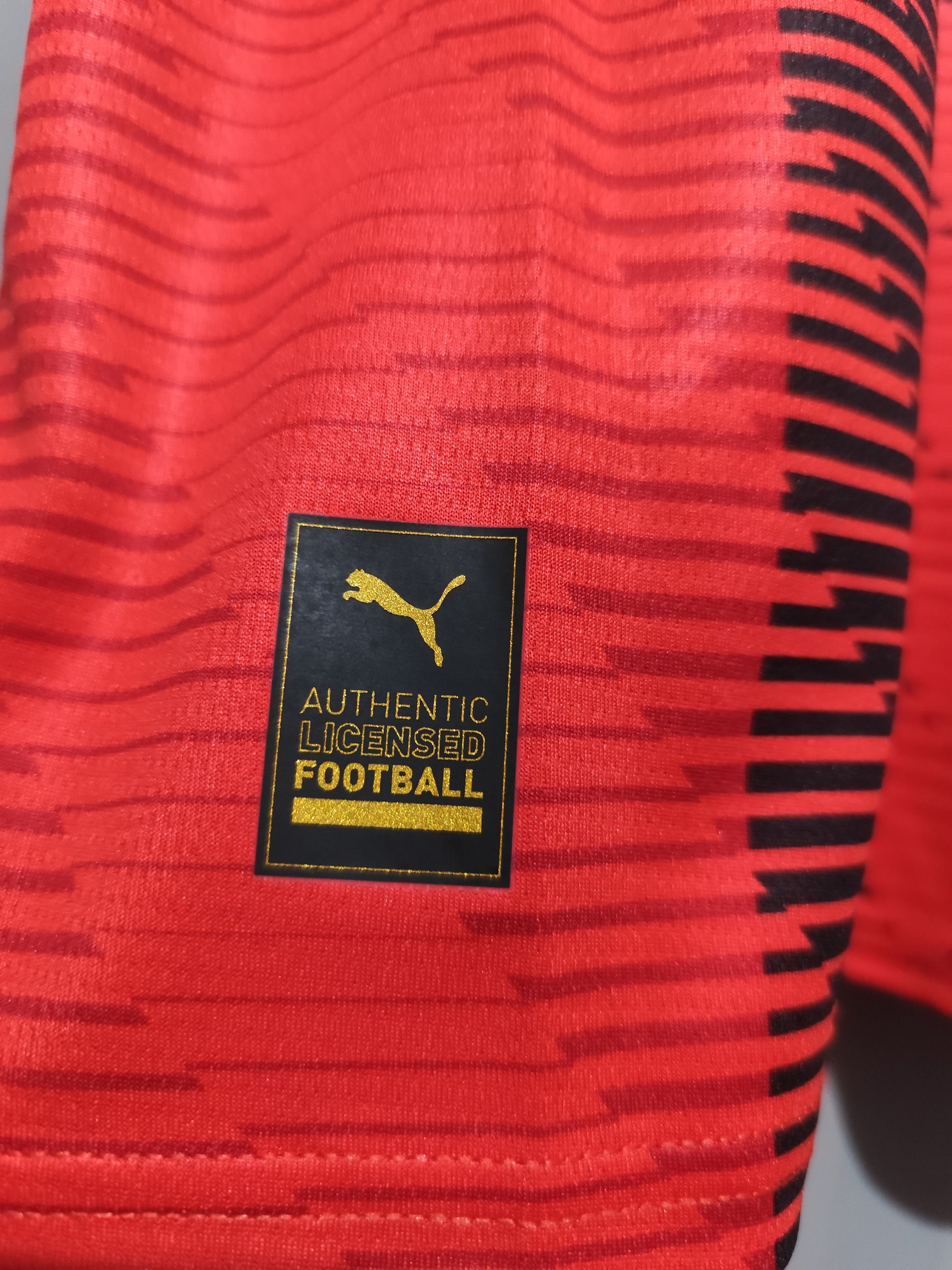 Puma Puma x AC Milan 2023/2024 #22 Kaka Home Jersey Size US L / EU 52-54 / 3 - 15 Thumbnail