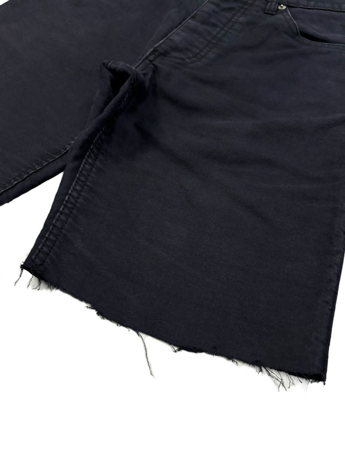 Zucca Zucca Travail by Issey Miyake Frayed Leg Short Pants Size 26" / US 2 / IT 38 - 7 Thumbnail
