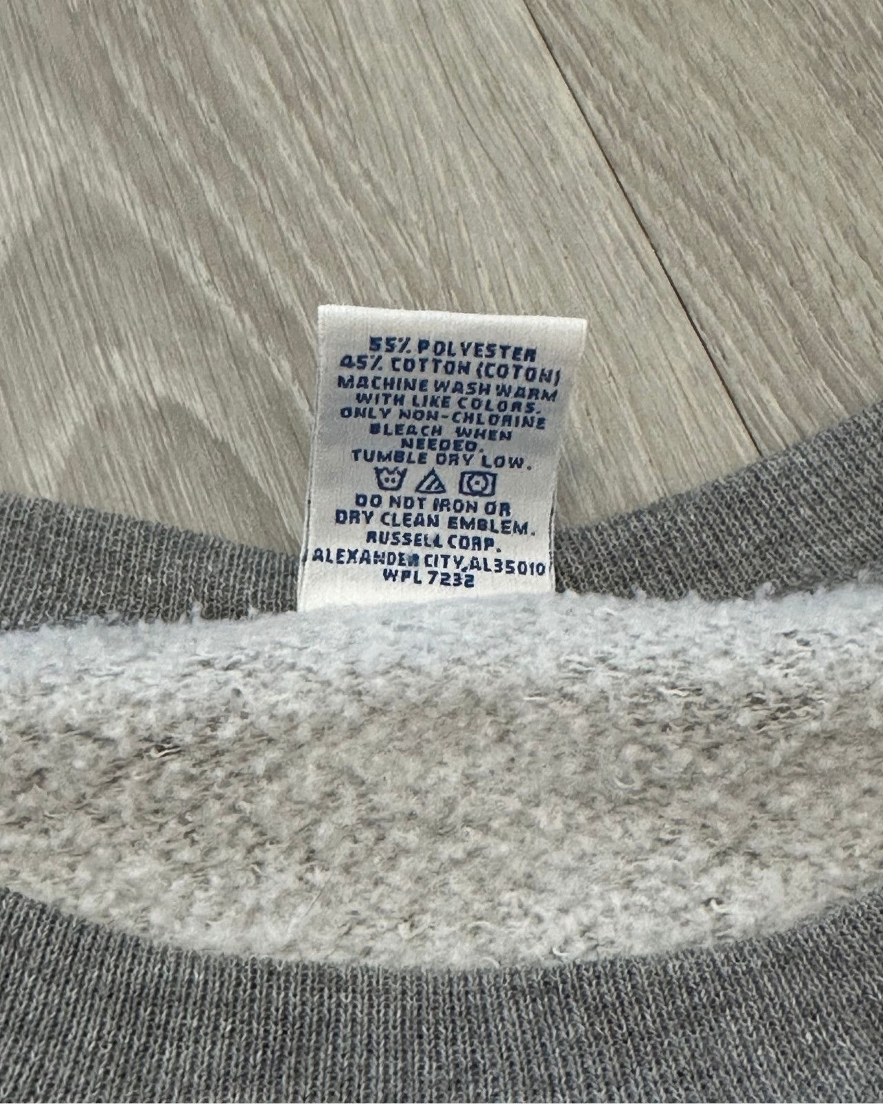 Russell Athletic Vintage Russell Athletic Quinnipiac University Sweatshirt L Size US L / EU 52-54 / 3 - 6 Thumbnail