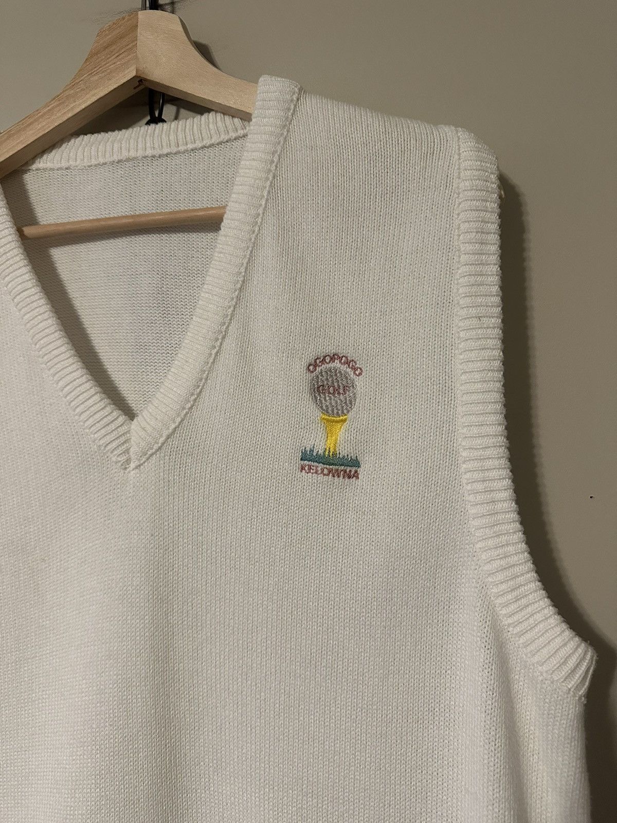 Vintage Vintage Ogopogo Golf Kelowna Sweater Vest Large Size US L / EU 52-54 / 3 - 4 Thumbnail