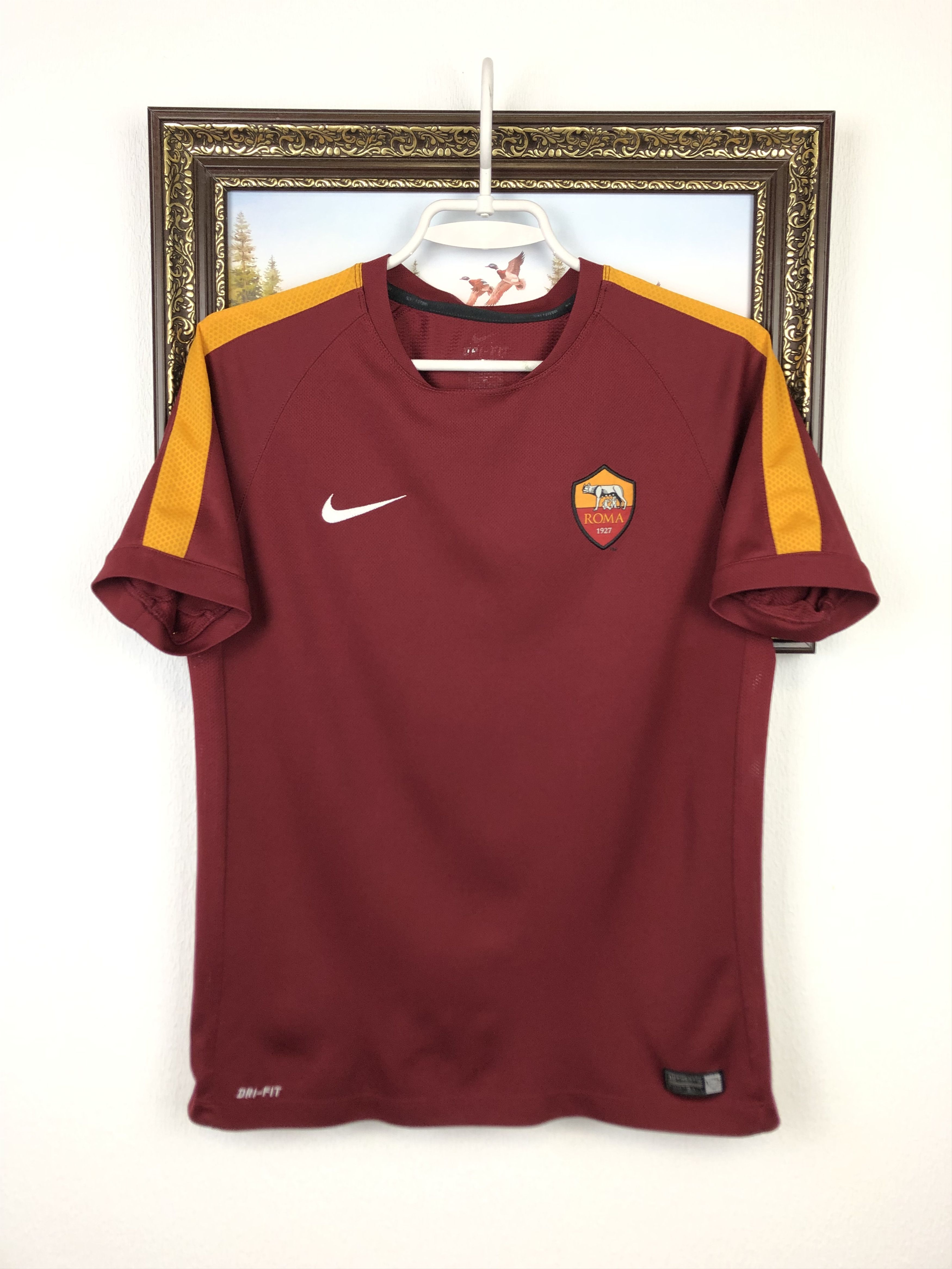 Nike Roma football shirt Soccer Jersey Nike Camiseta Size Boys Size US XXS / EU 40 - 1 Thumbnail