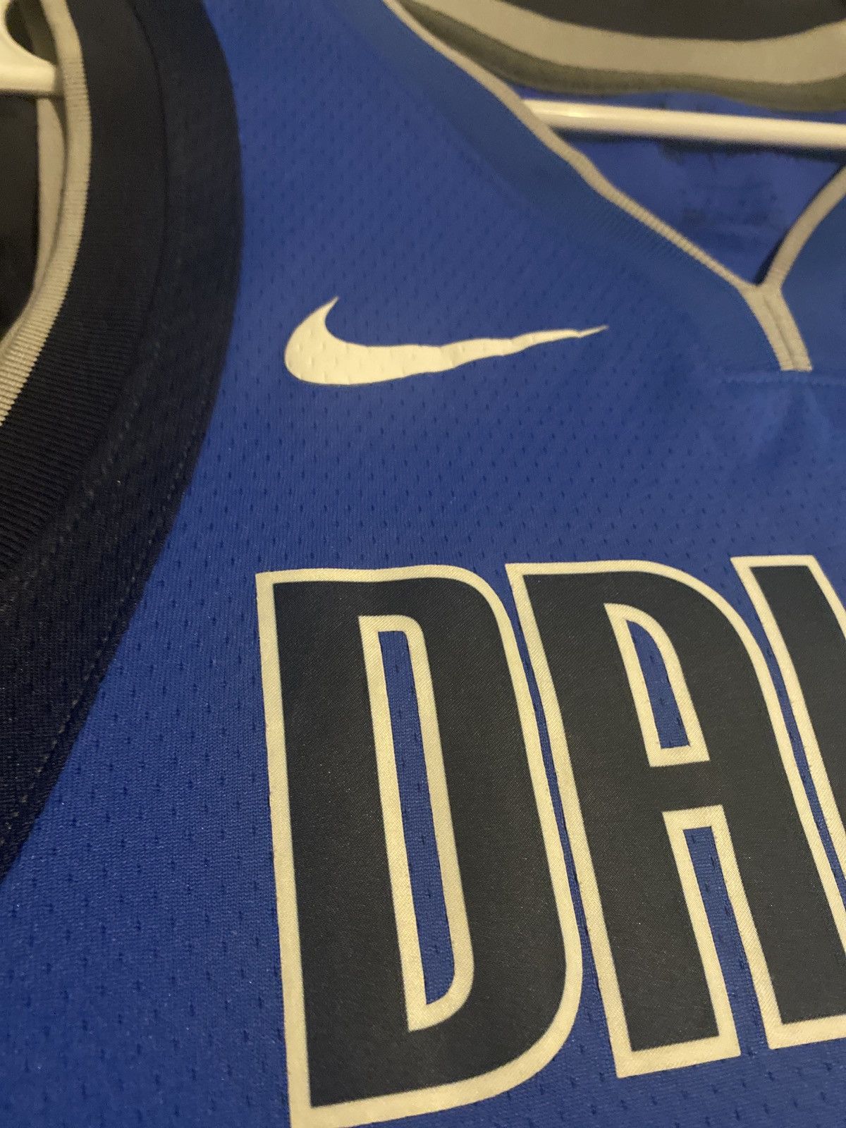 Nike Dirk Nowitzki jersey Size US M / EU 48-50 / 2 - 3 Thumbnail