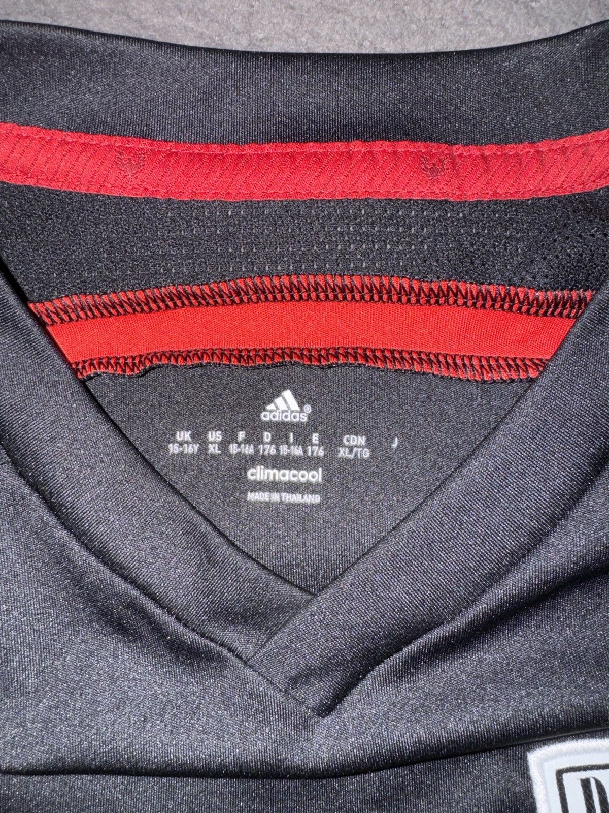 Adidas DC United shirt/jersey Size US XS / EU 42 / 0 - 2 Thumbnail