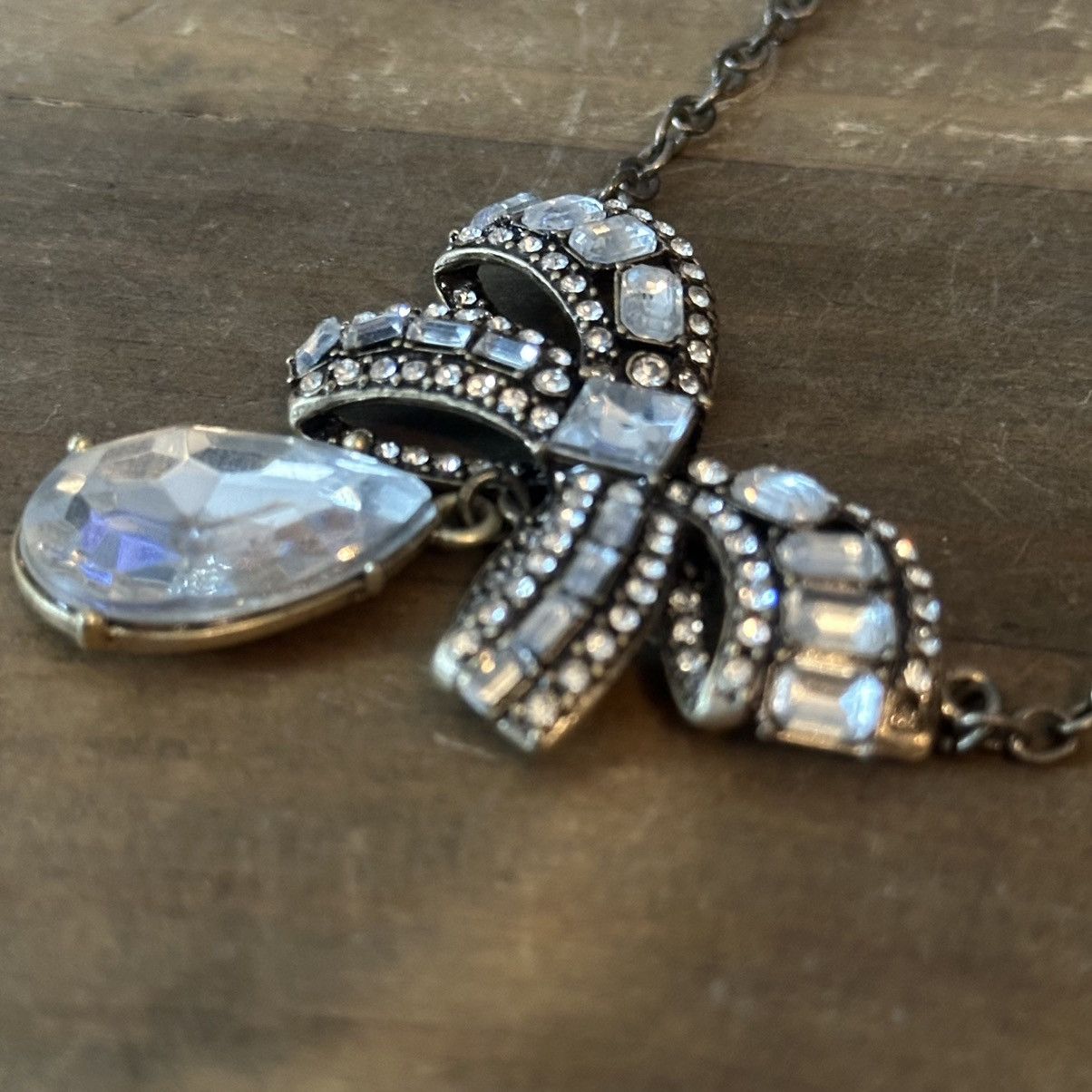 Other Rhinestone bow necklace Size ONE SIZE - 4 Thumbnail