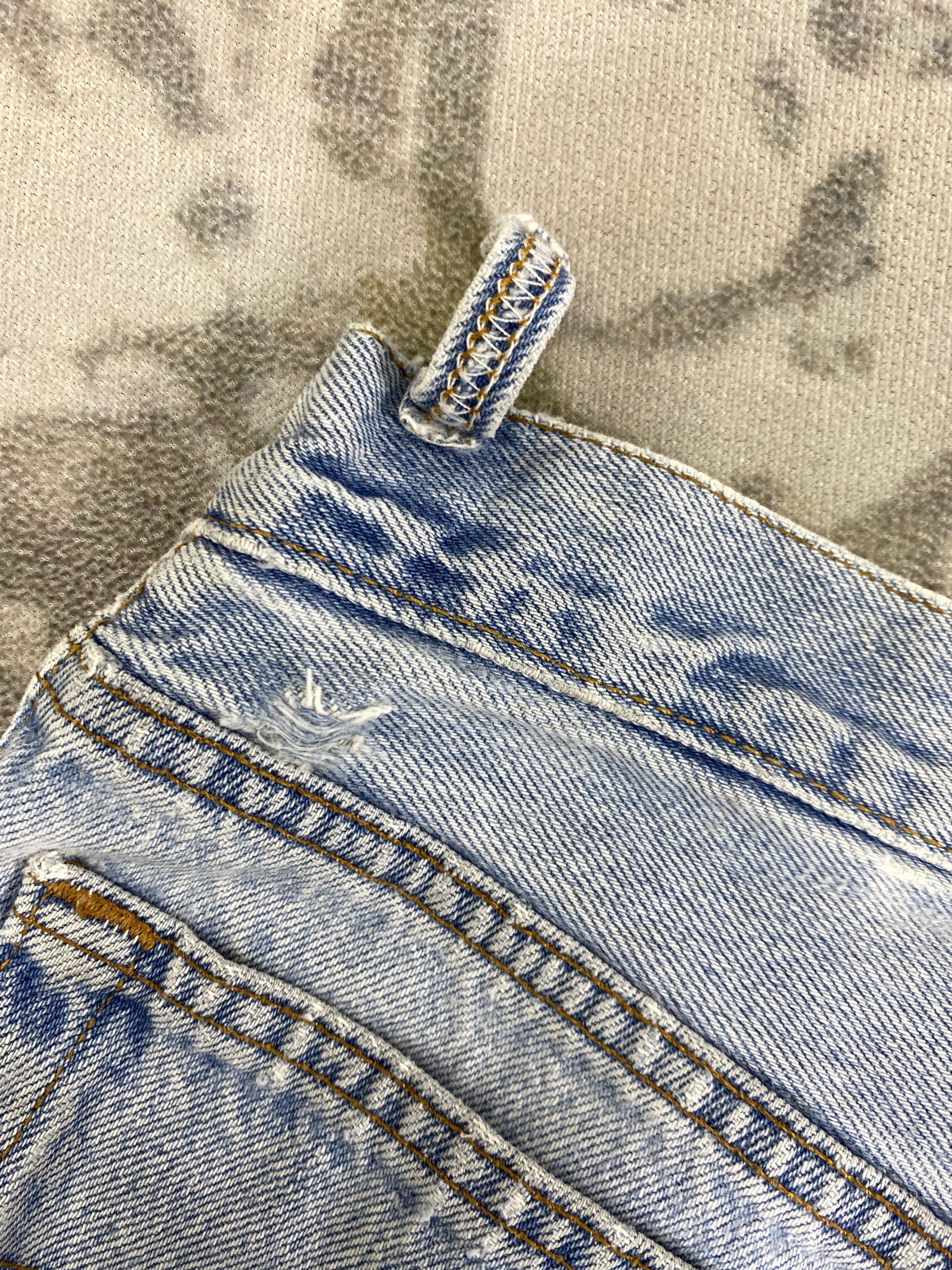 Levi's 90's Light Blue Wash Vintage Levi's 501 USA 25x28 -JN1598 Size US 26 / EU 42 - 12 Thumbnail