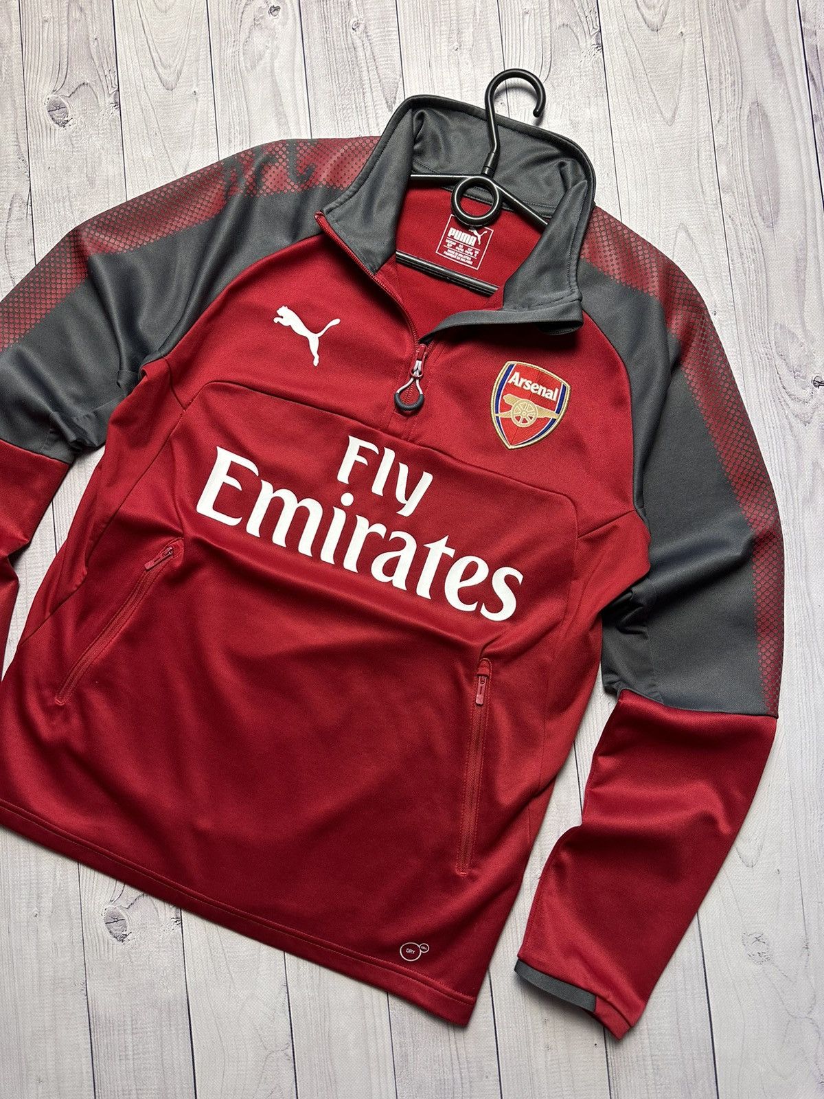 Puma Vintage Arsenal soccer jersey puma jacket size M Size US S / EU 44-46 / 1 - 2 Thumbnail