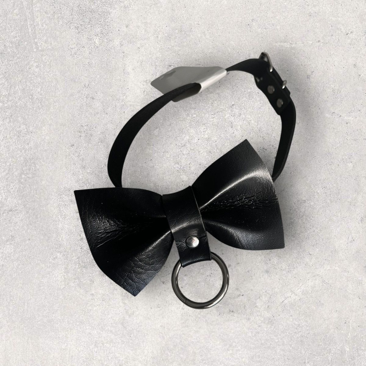 Other Bow Tie PU Leather Choker Size ONE SIZE - 1 Thumbnail