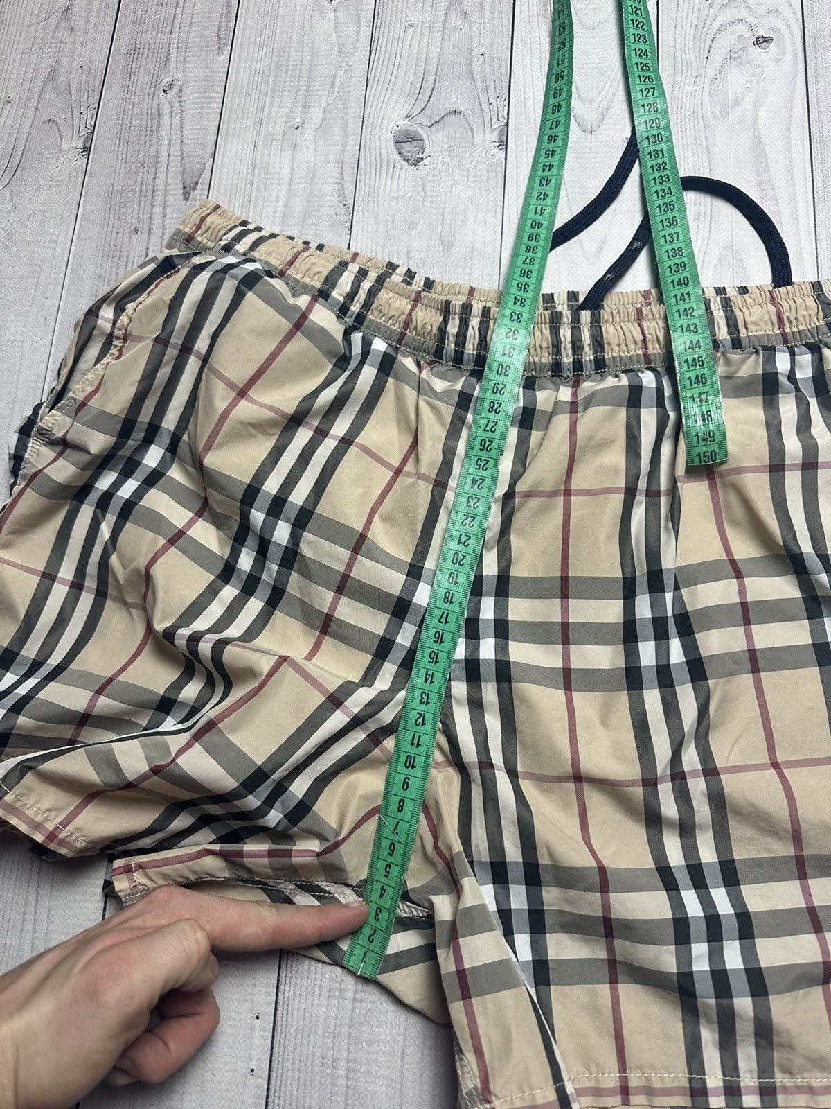 Burberry × Vintage Vintage Burberry plaid shorts size M plaid rare Size US 32 / EU 48 - 11 Thumbnail