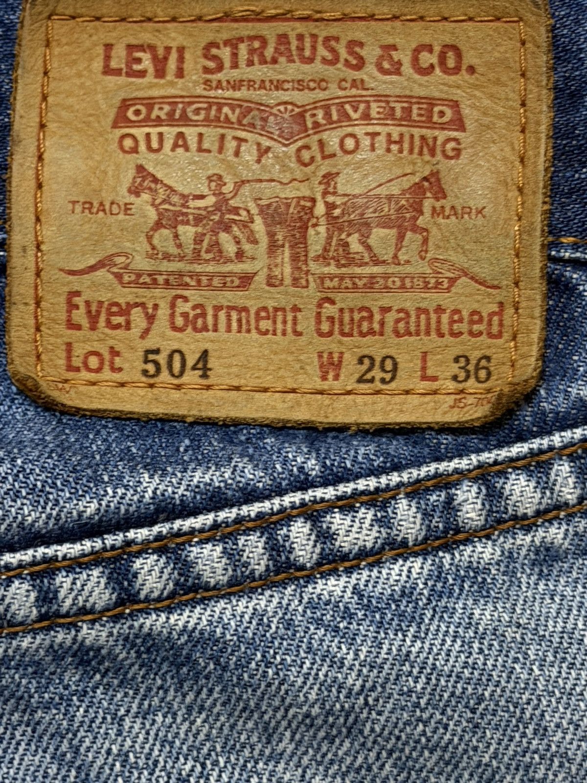Levi's Vintage 90s Levis 504 Blue Faded Wash Wide Leg Baggy Jeans Size US 29 - 6 Thumbnail